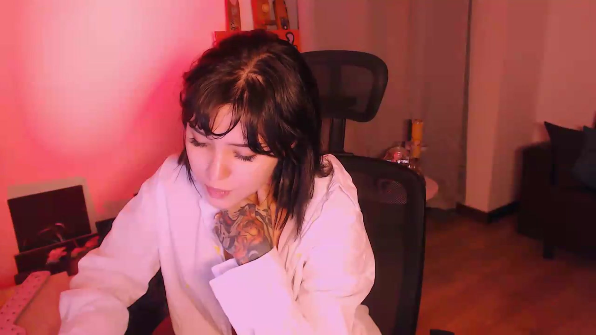 Gallery image thumbnail from AuroraBeckett's myfreecams stream on, 07/06/2026, 01:13 image 19 of 20