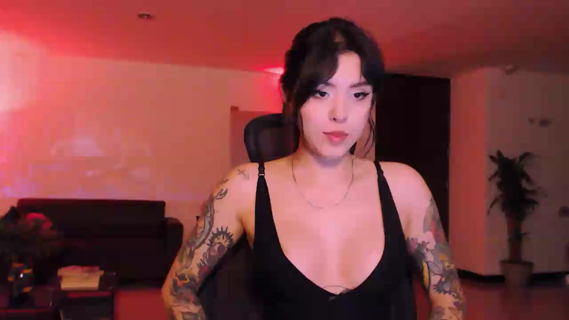 Gallery image thumbnail from AuroraBeckett's myfreecams stream on, 08/15/2026, 09:59 image 8 of 20
