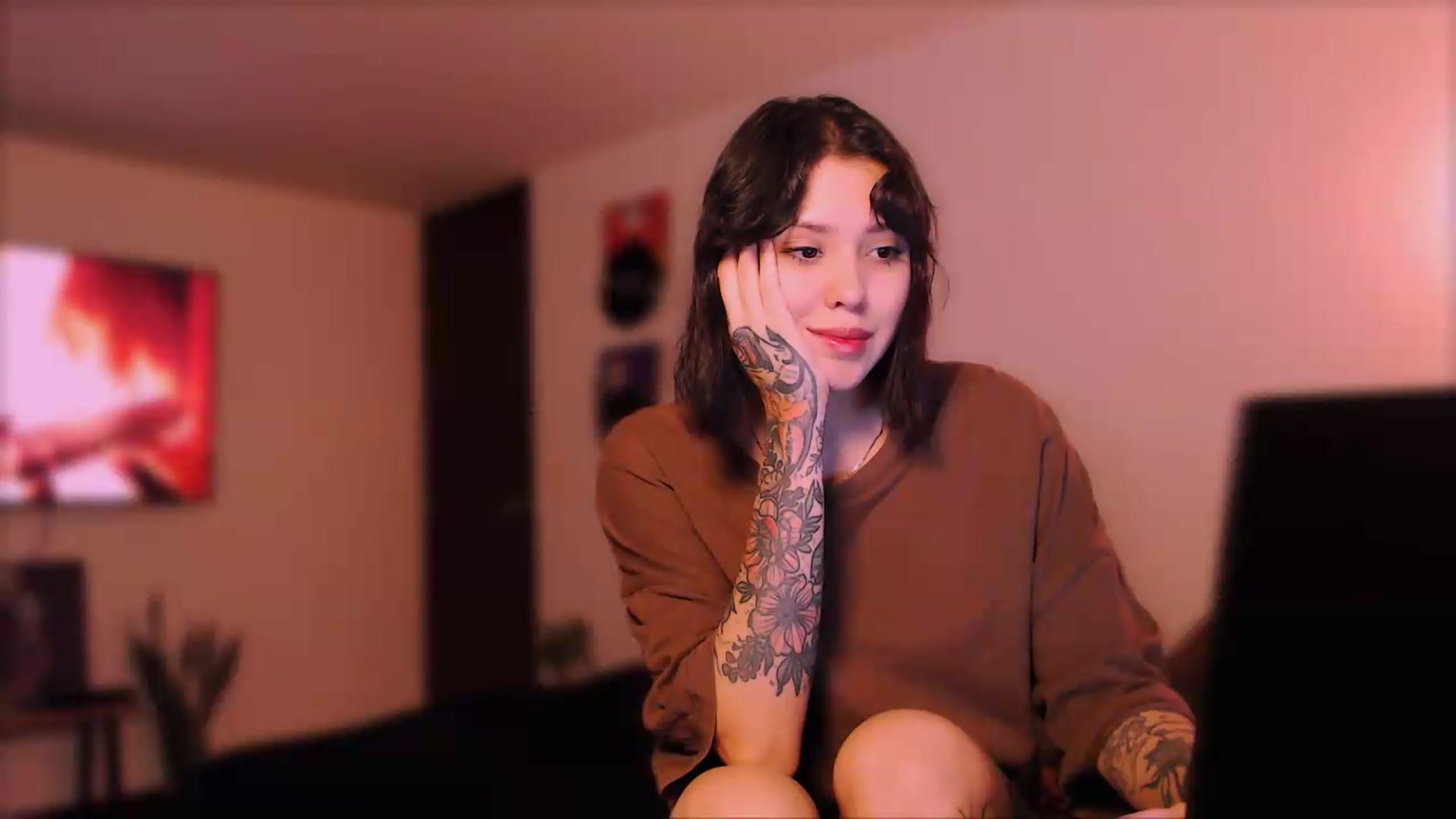 Gallery image thumbnail from AuroraBeckett's myfreecams stream on, 08/19/2026, 10:01 image 13 of 20