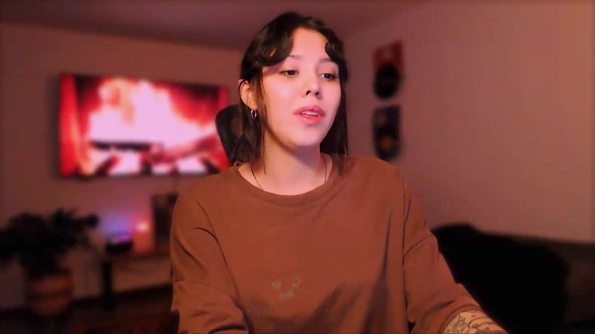 Gallery image thumbnail from AuroraBeckett's myfreecams stream on, 08/19/2026, 10:01 image 6 of 20