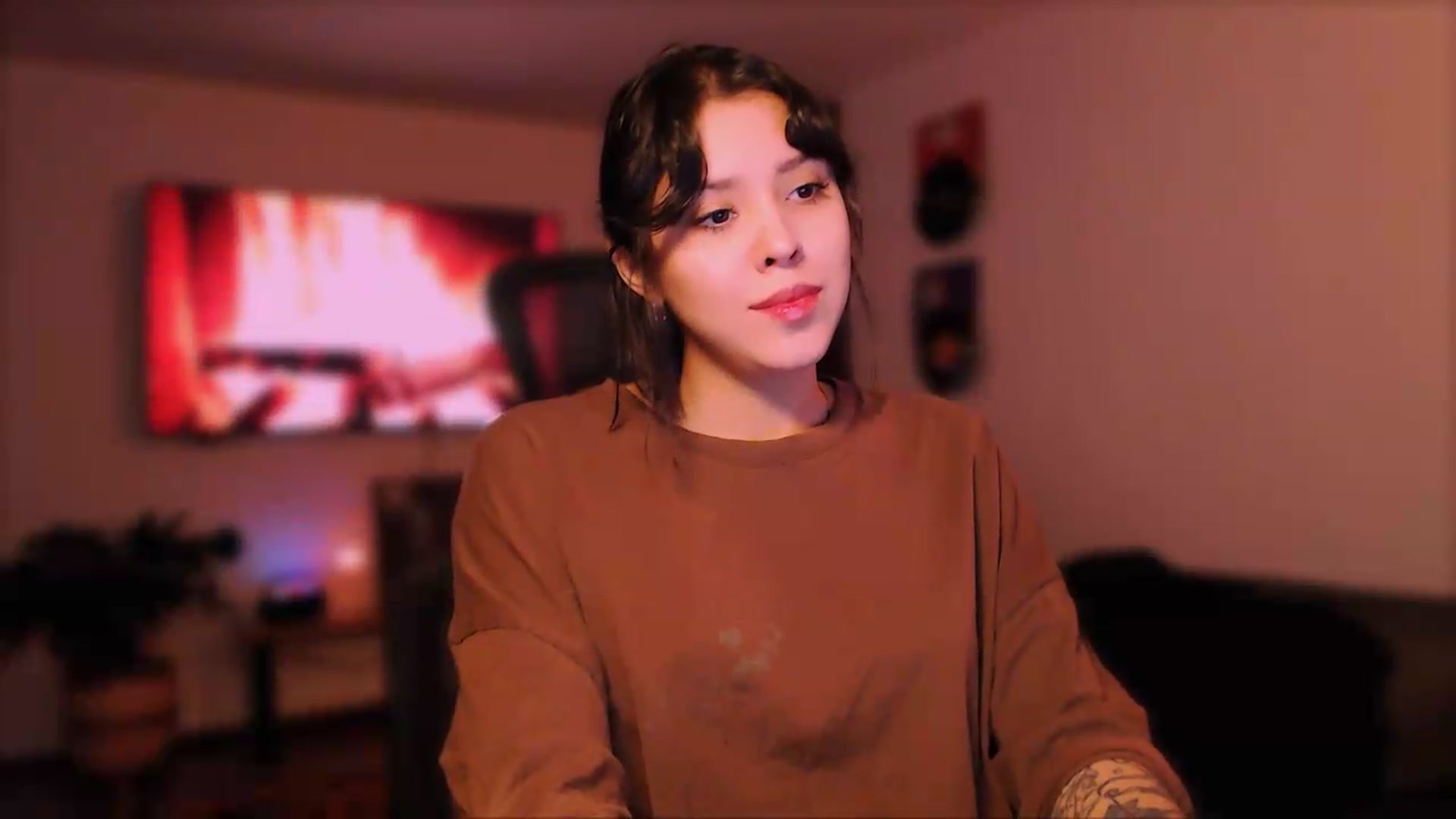 Gallery image thumbnail from AuroraBeckett's myfreecams stream on, 08/19/2026, 10:01 image 2 of 20