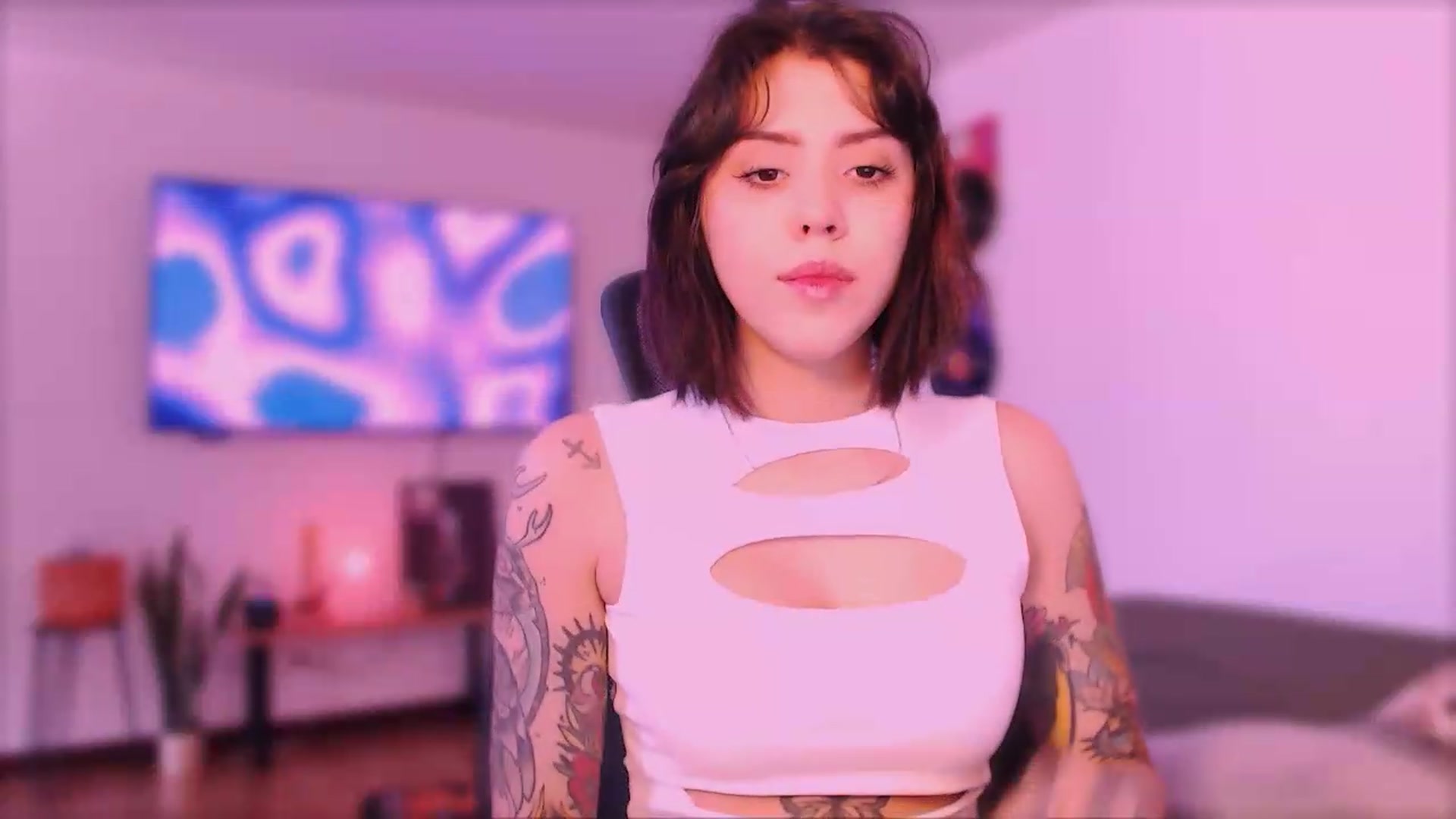 Gallery image thumbnail from AuroraBeckett's myfreecams stream on, 08/25/2026, 15:22 image 16 of 20