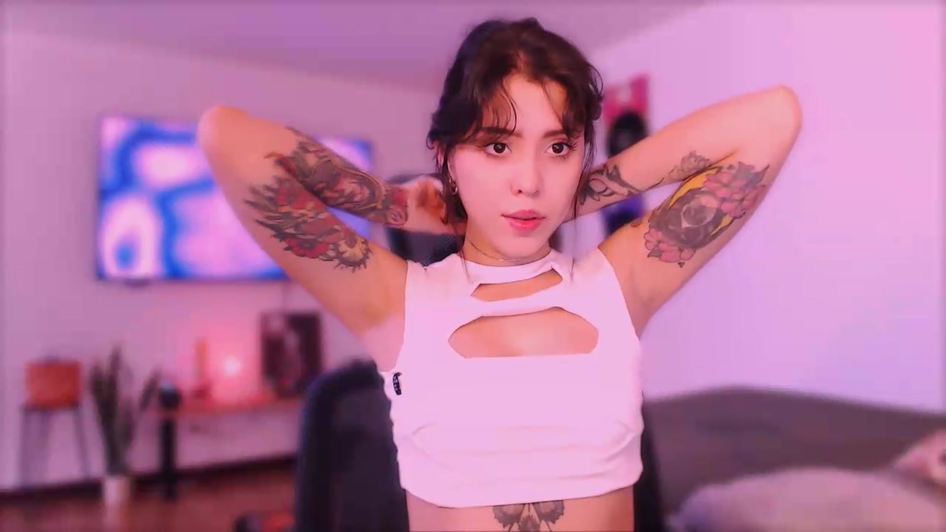 Gallery image thumbnail from AuroraBeckett's myfreecams stream on, 08/25/2026, 15:22 image 17 of 20
