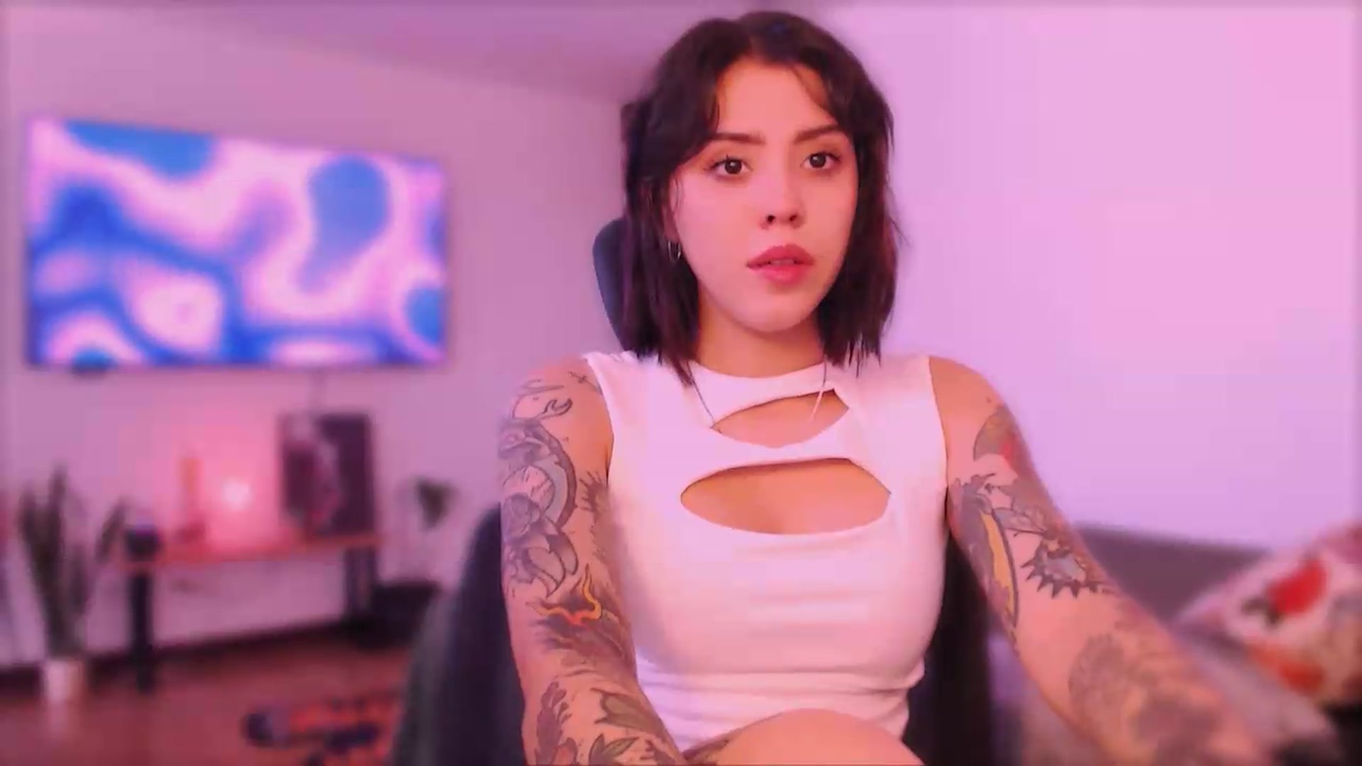 Gallery image thumbnail from AuroraBeckett's myfreecams stream on, 08/25/2026, 15:22 image 8 of 20