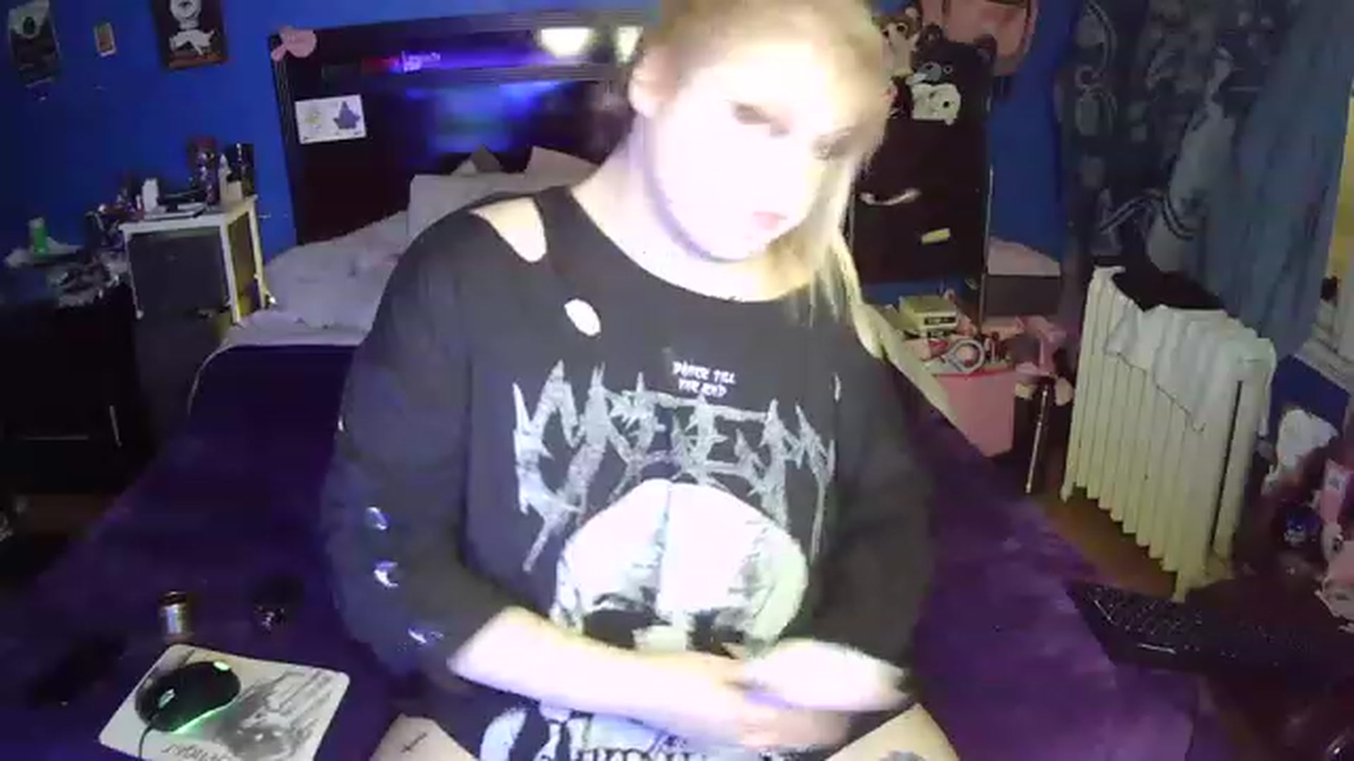Gallery image thumbnail from AuroraGod's myfreecams stream on, 02/28/2023, 02:09 image 14 of 20