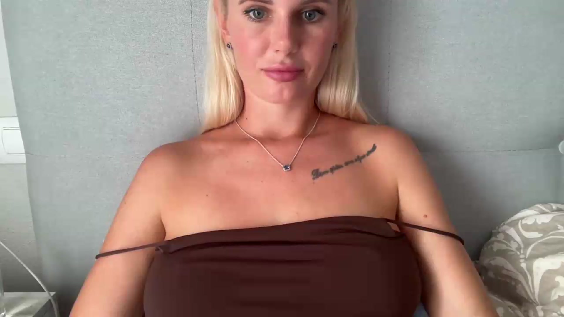 Gallery image thumbnail from AuroraKingg's myfreecams stream on, 07/21/2026, 16:59 image 5 of 20