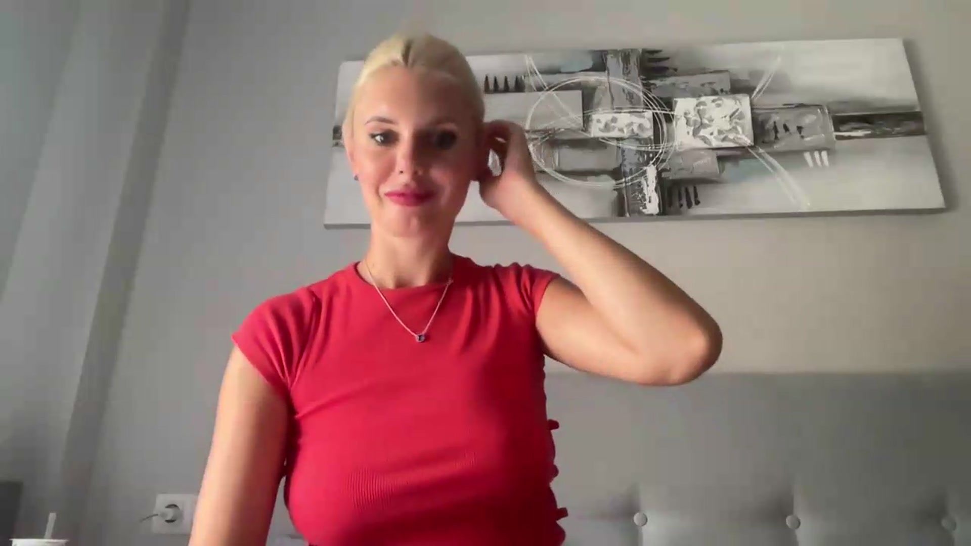 Gallery image thumbnail from AuroraKingg's myfreecams stream on, 07/22/2026, 11:02 image 7 of 20