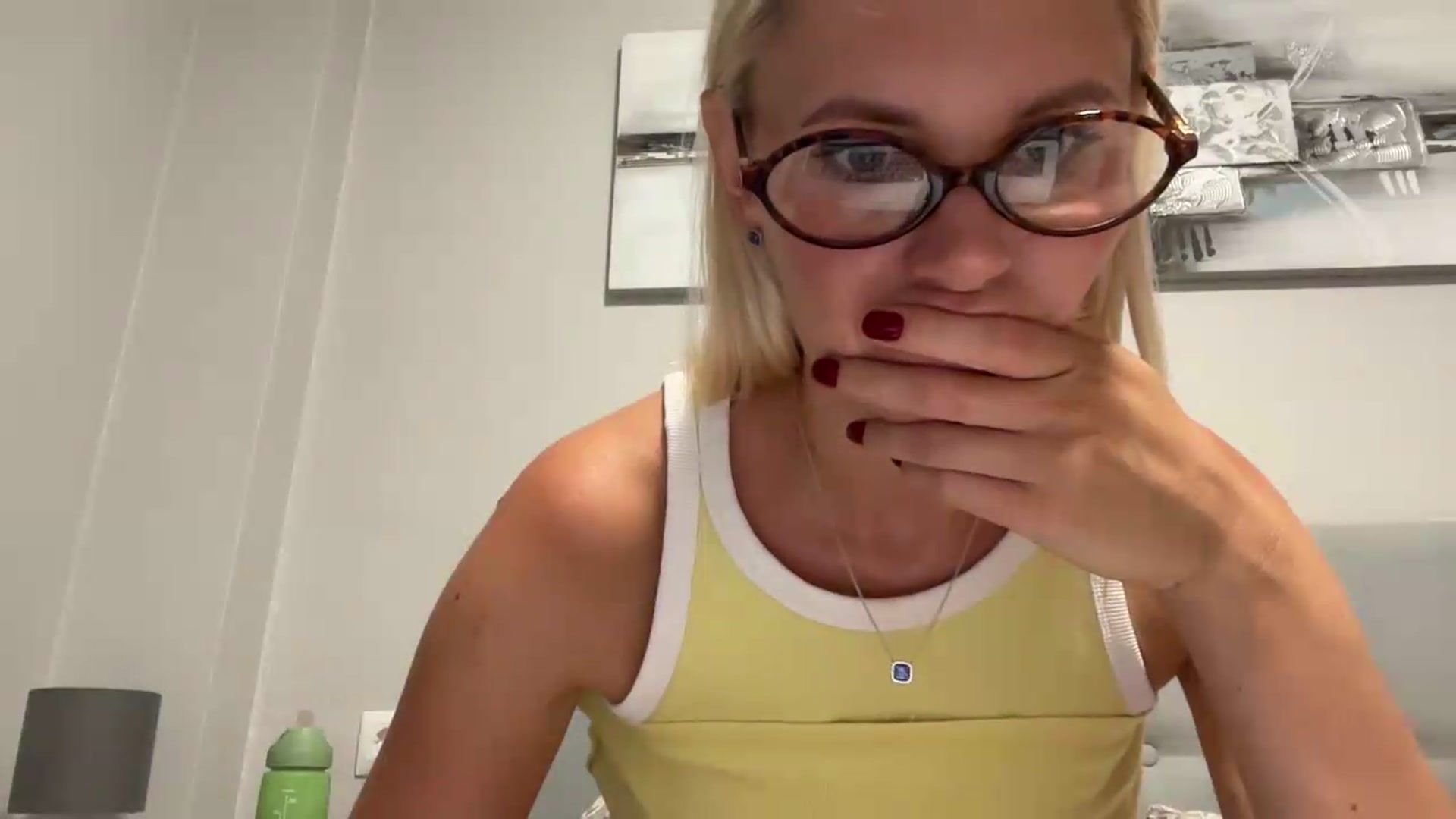 Gallery image thumbnail from AuroraKingg's myfreecams stream on, 07/23/2026, 18:13 image 3 of 20
