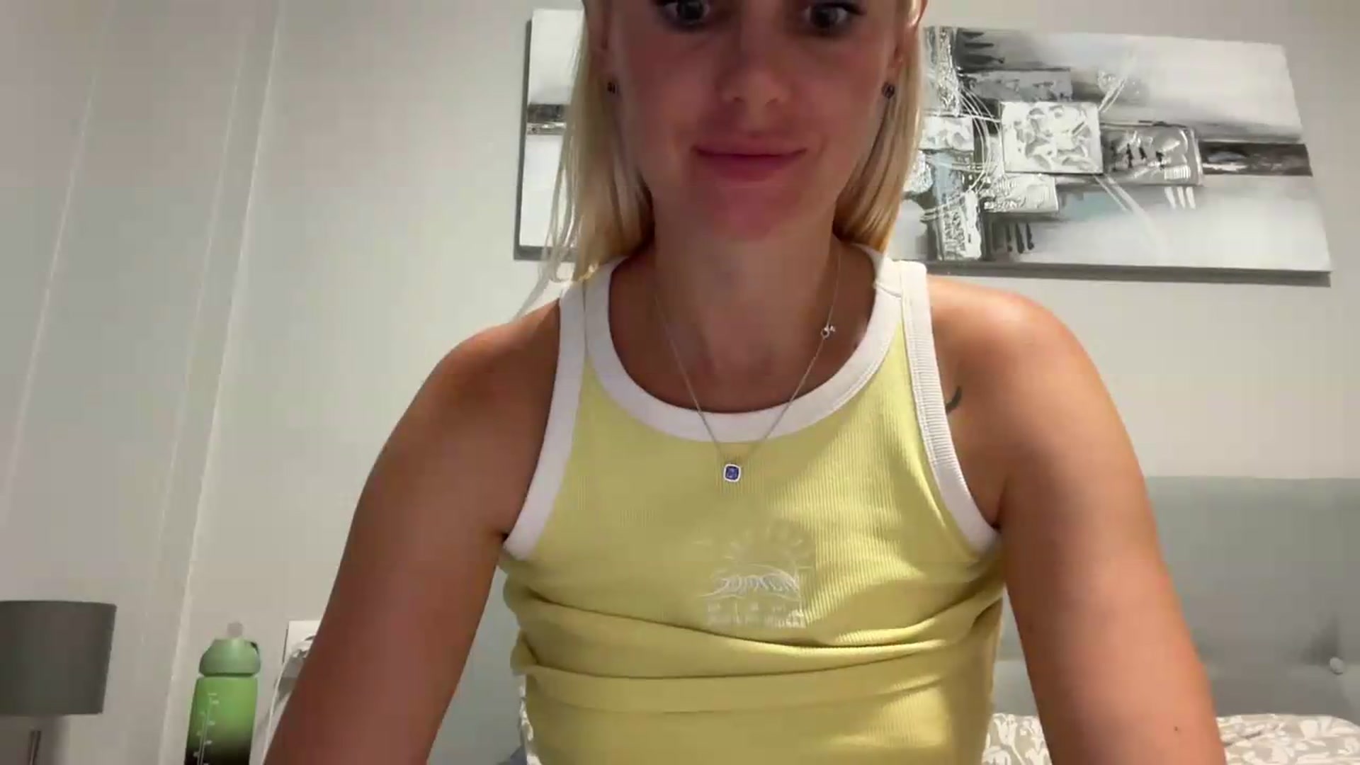 Gallery image thumbnail from AuroraKingg's myfreecams stream on, 07/23/2026, 19:04 image 18 of 20