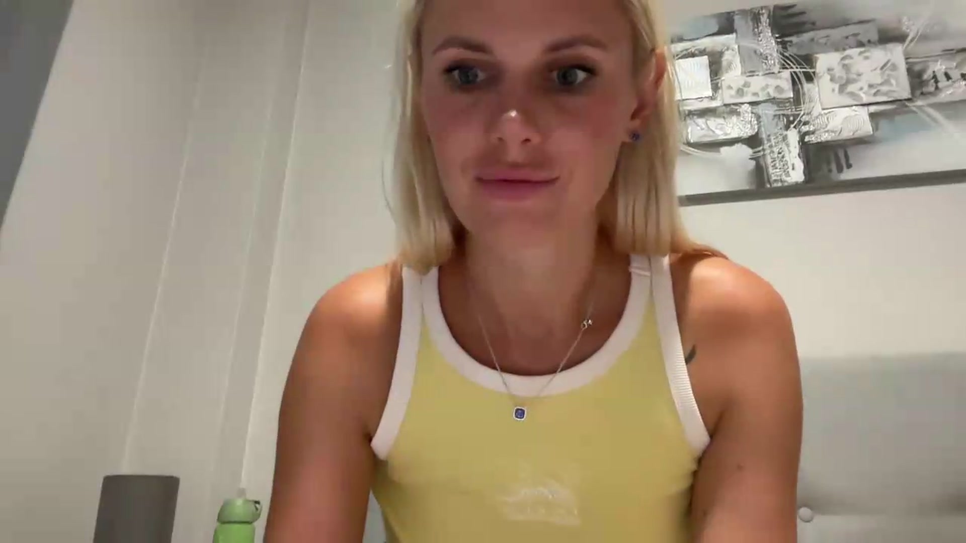 Gallery image thumbnail from AuroraKingg's myfreecams stream on, 07/23/2026, 19:04 image 5 of 20