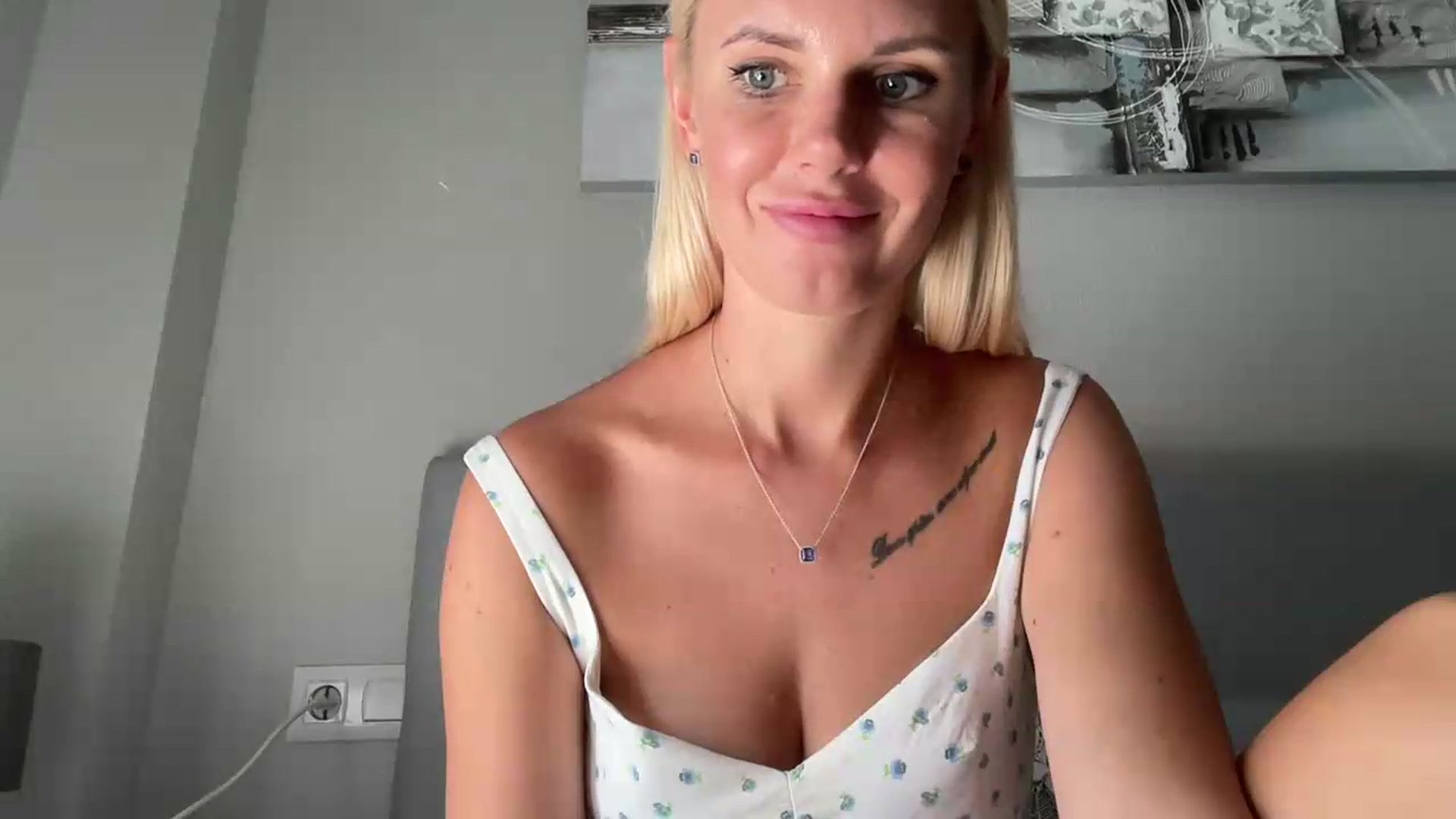 Gallery image thumbnail from AuroraKingg's myfreecams stream on, 07/27/2026, 15:10 image 10 of 20