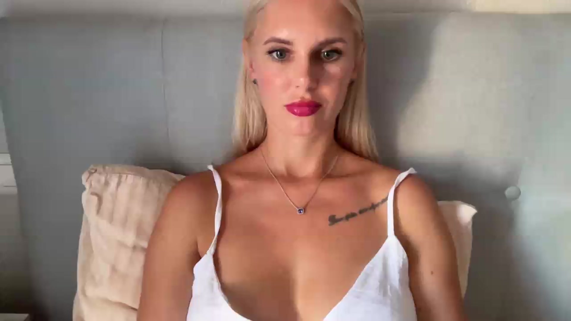 Gallery image thumbnail from AuroraKingg's myfreecams stream on, 08/02/2026, 09:43 image 20 of 20