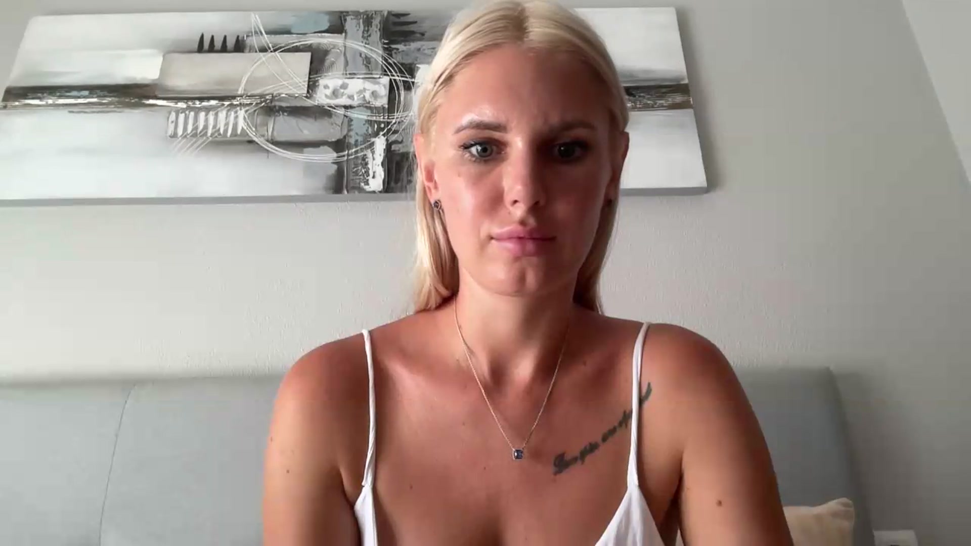 Gallery image thumbnail from AuroraKingg's myfreecams stream on, 08/02/2026, 16:39 image 8 of 20