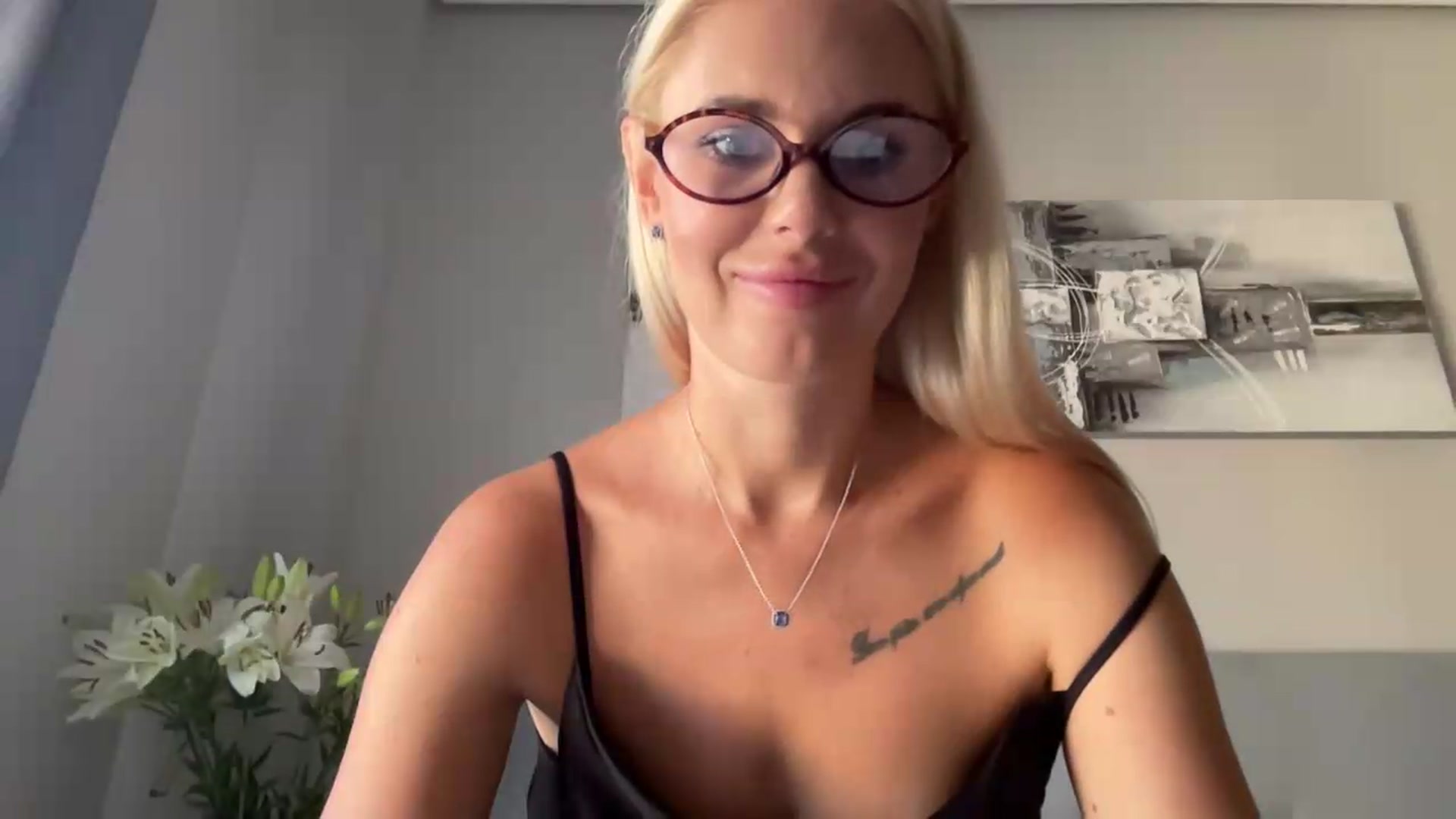 Gallery image thumbnail from AuroraKingg's myfreecams stream on, 08/30/2026, 10:40 image 14 of 20