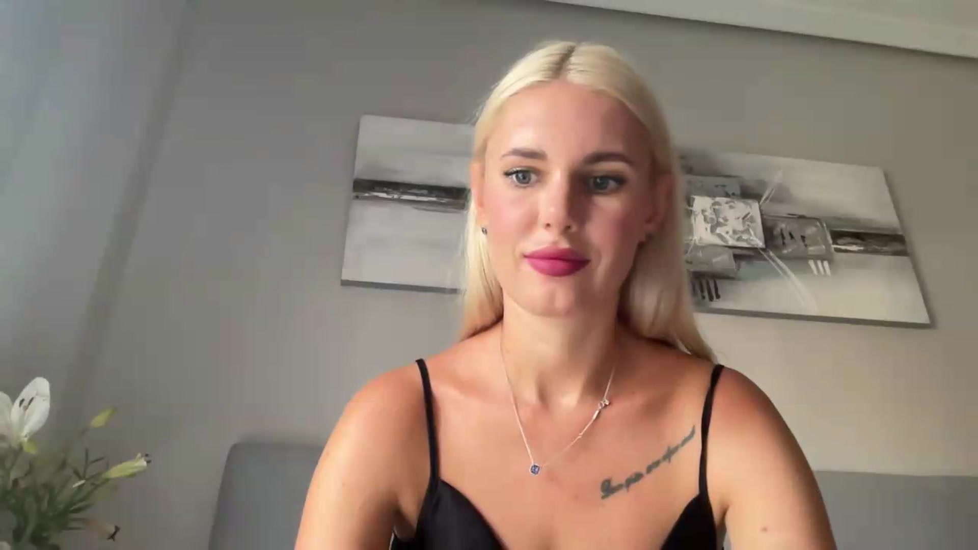 Gallery image thumbnail from AuroraKingg's myfreecams stream on, 09/02/2026, 09:19 image 10 of 20