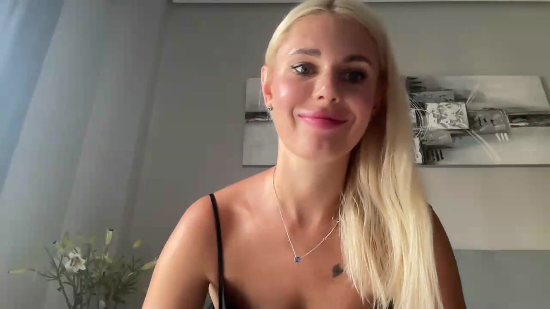 Gallery image thumbnail from AuroraKingg's myfreecams stream on, 09/02/2026, 09:50 image 9 of 20