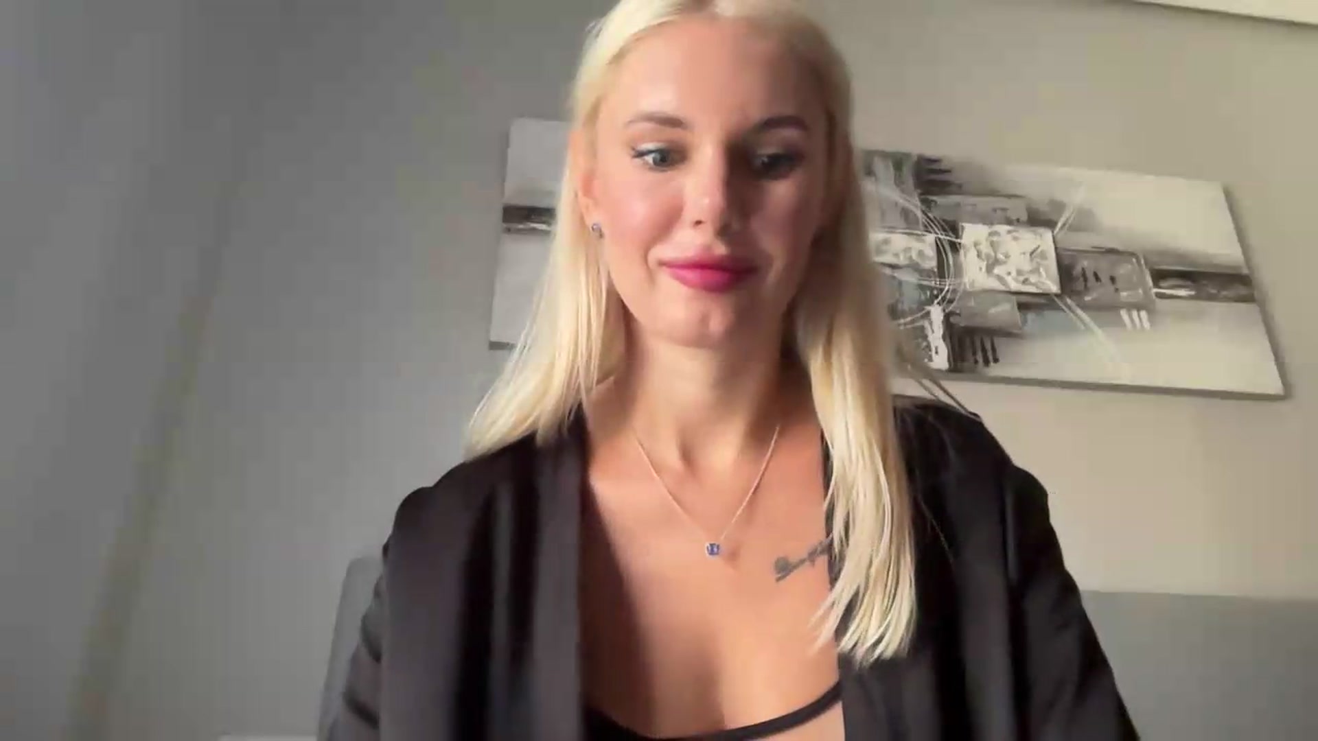 Gallery image thumbnail from AuroraKingg's myfreecams stream on, 09/03/2026, 13:06 image 5 of 20