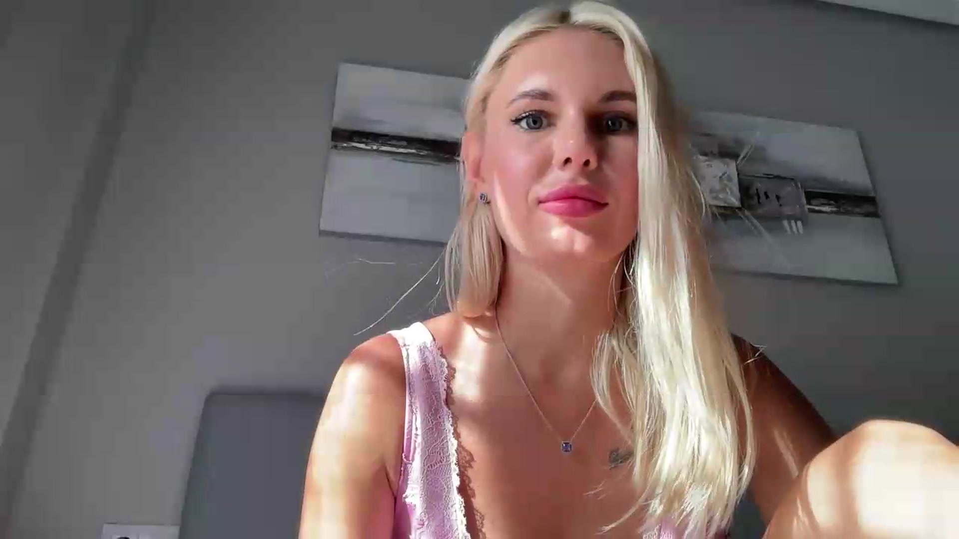 Gallery image thumbnail from AuroraKingg's myfreecams stream on, 09/03/2026, 16:21 image 20 of 20