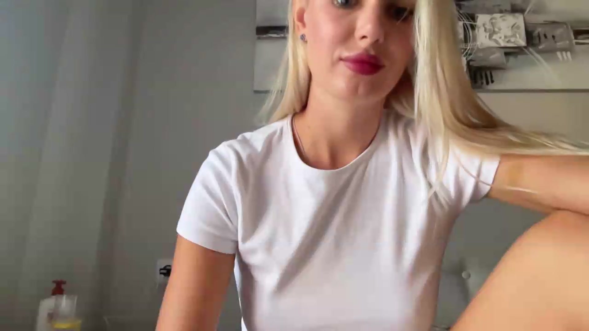 Gallery image thumbnail from AuroraKingg's myfreecams stream on, 09/04/2026, 09:58 image 20 of 20