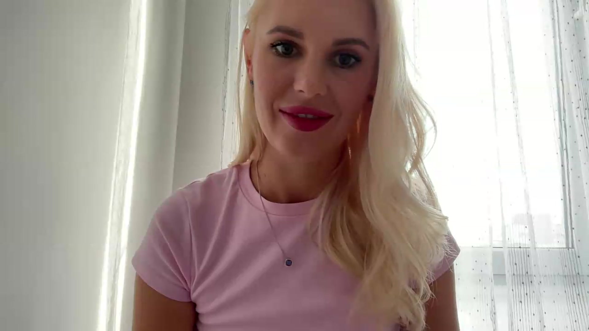Gallery image thumbnail from AuroraKingg's myfreecams stream on, 09/14/2026, 14:32 image 7 of 20