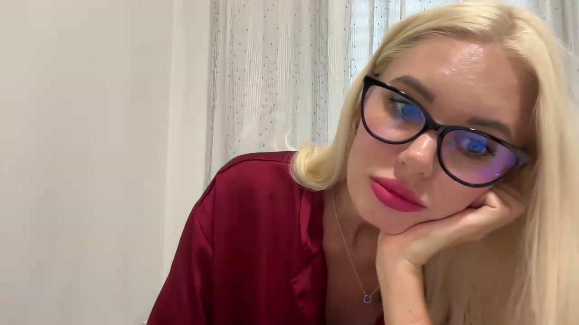 Gallery image thumbnail from AuroraKingg's myfreecams stream on, 09/16/2026, 17:07 image 8 of 20