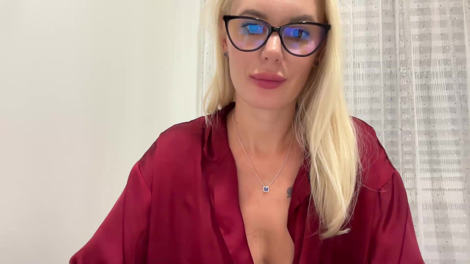 Gallery image thumbnail from AuroraKingg's myfreecams stream on, 09/17/2026, 17:46 image 20 of 20