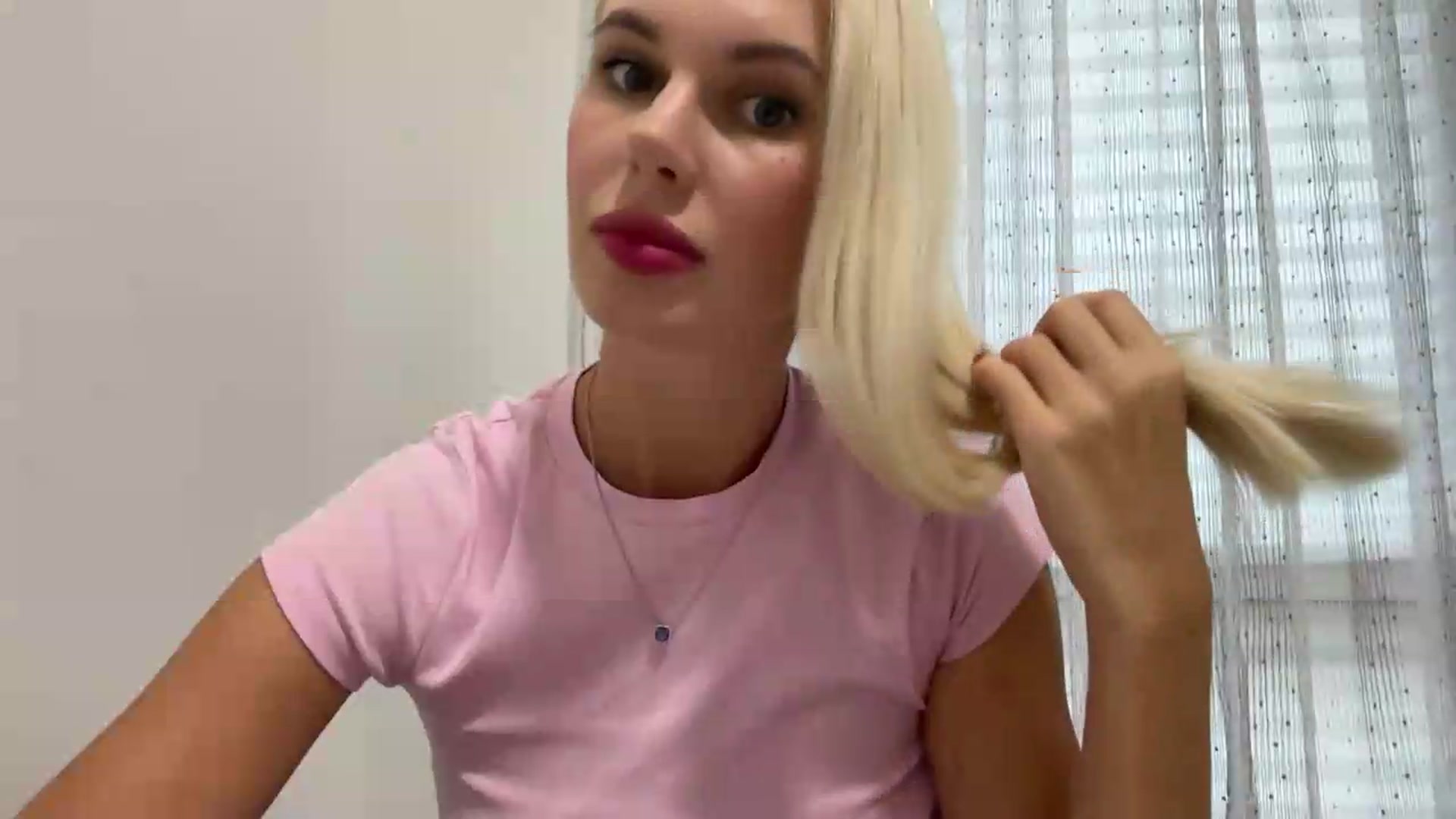 Gallery image thumbnail from AuroraKingg's myfreecams stream on, 09/18/2026, 15:59 image 5 of 20