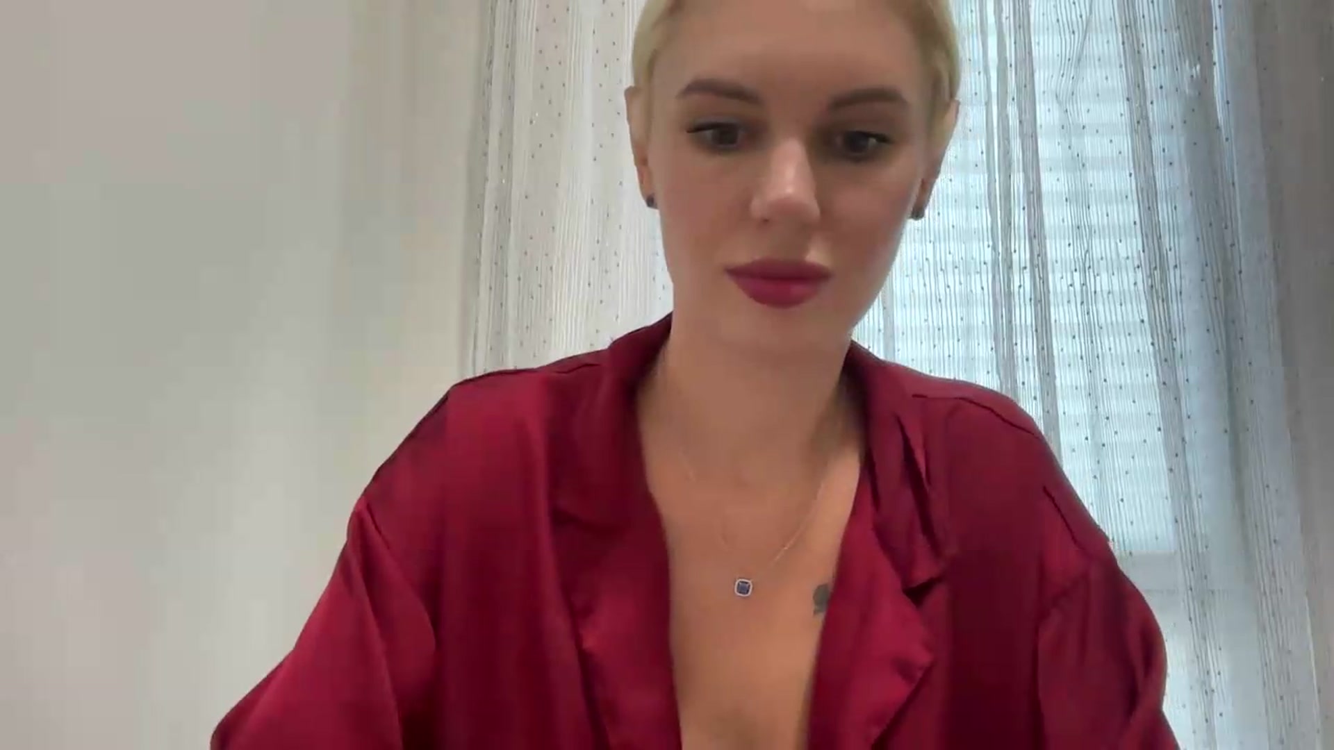 Gallery image thumbnail from AuroraKingg's myfreecams stream on, 09/19/2026, 15:24 image 17 of 20