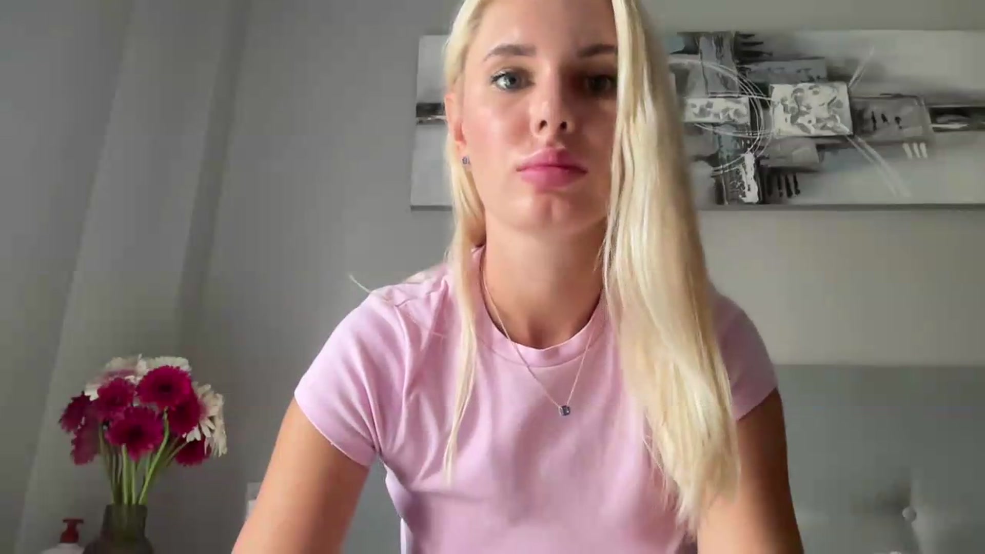 Gallery image thumbnail from AuroraKingg's myfreecams stream on, 09/27/2026, 13:28 image 19 of 20