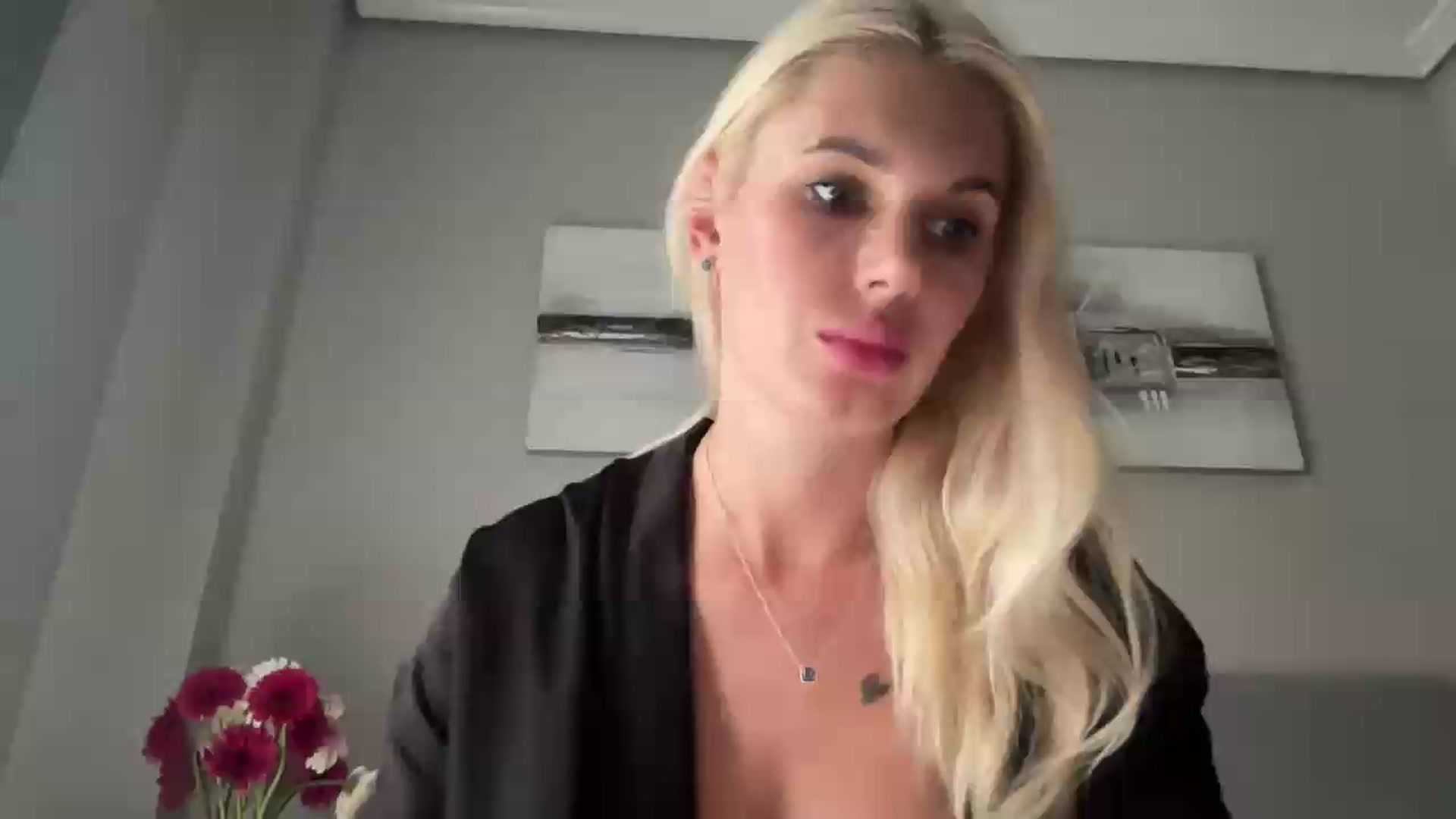 Gallery image thumbnail from AuroraKingg's myfreecams stream on, 09/28/2026, 17:39 image 1 of 20