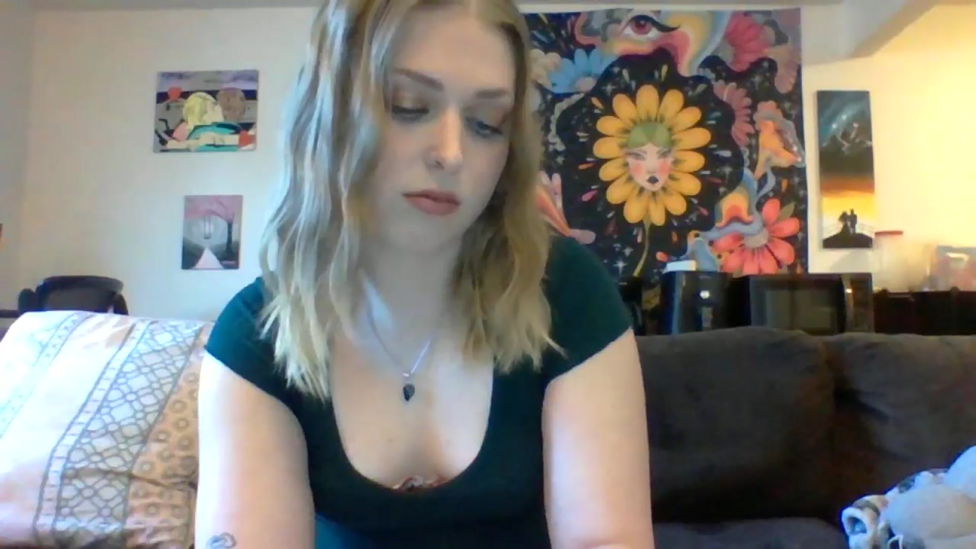 Gallery image thumbnail from AuroraLightz's myfreecams stream on, 08/29/2024, 21:46 image 3 of 20