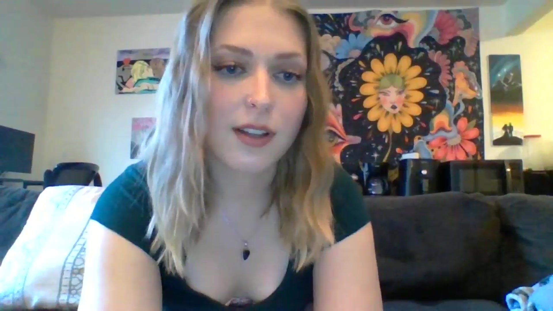 Gallery image thumbnail from AuroraLightz's myfreecams stream on, 08/29/2024, 21:46 image 19 of 20