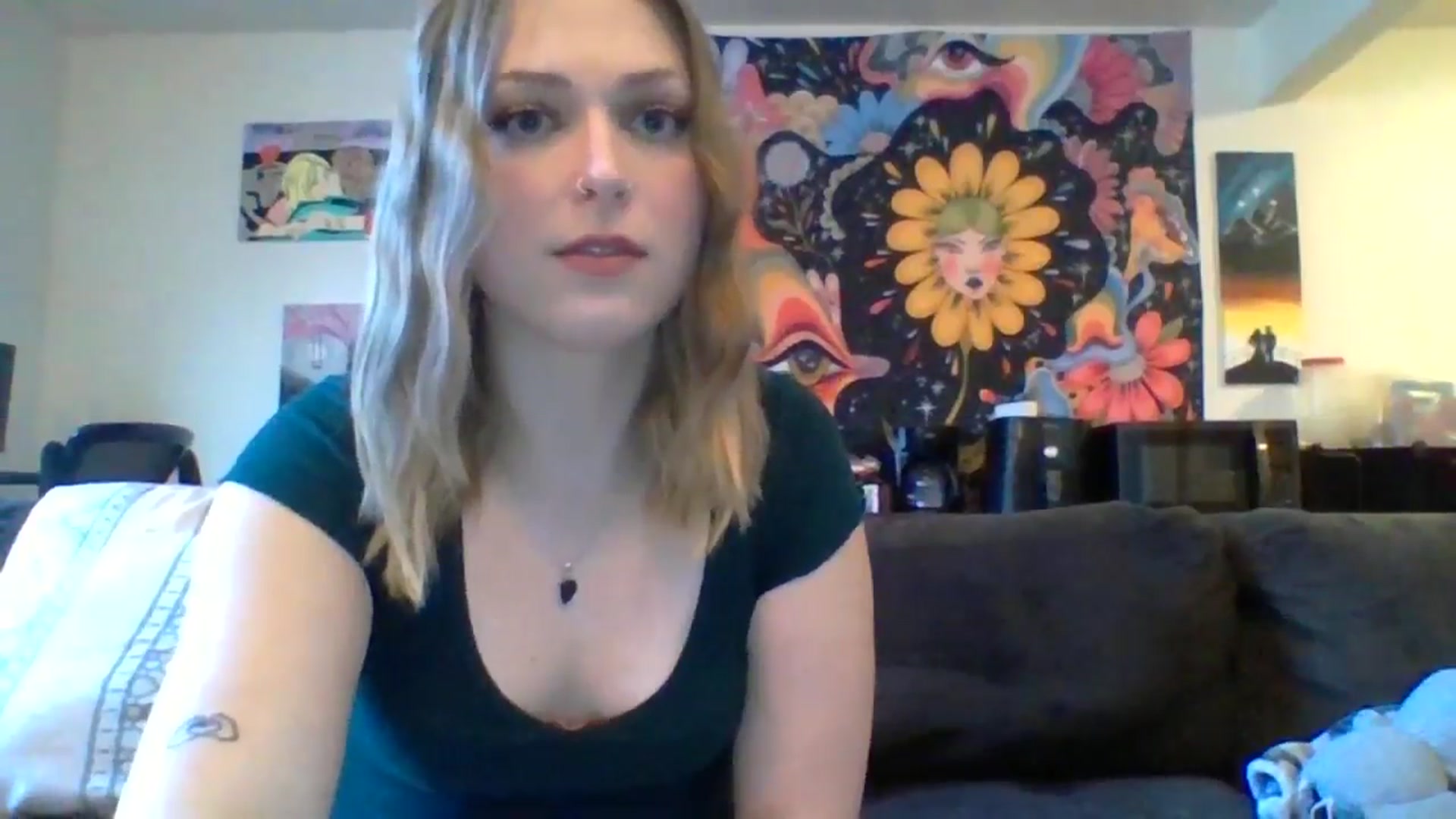 Gallery image thumbnail from AuroraLightz's myfreecams stream on, 08/29/2024, 21:46 image 10 of 20