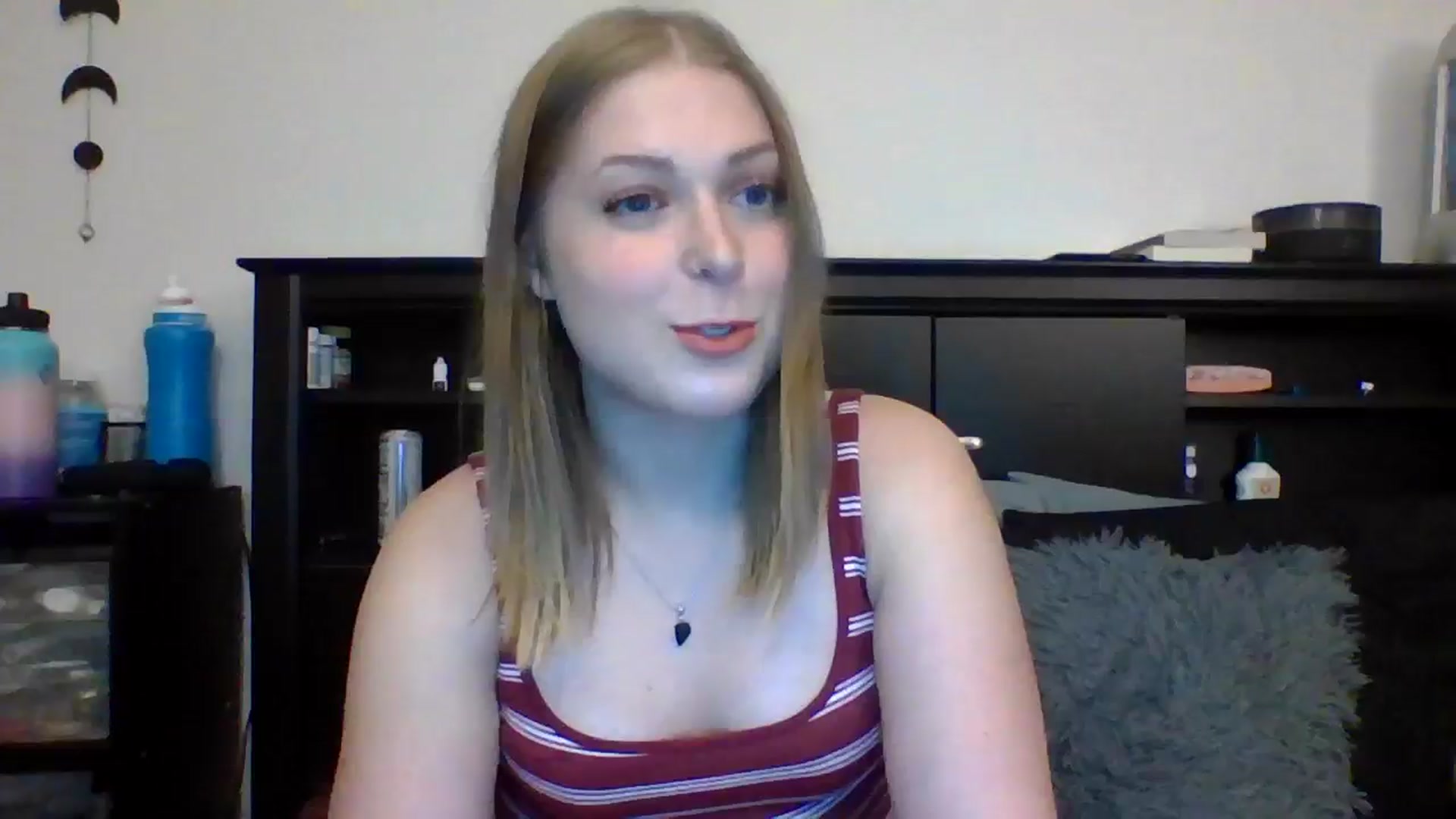 Gallery image thumbnail from AuroraLightz's myfreecams stream on, 08/31/2024, 24:08 image 2 of 20