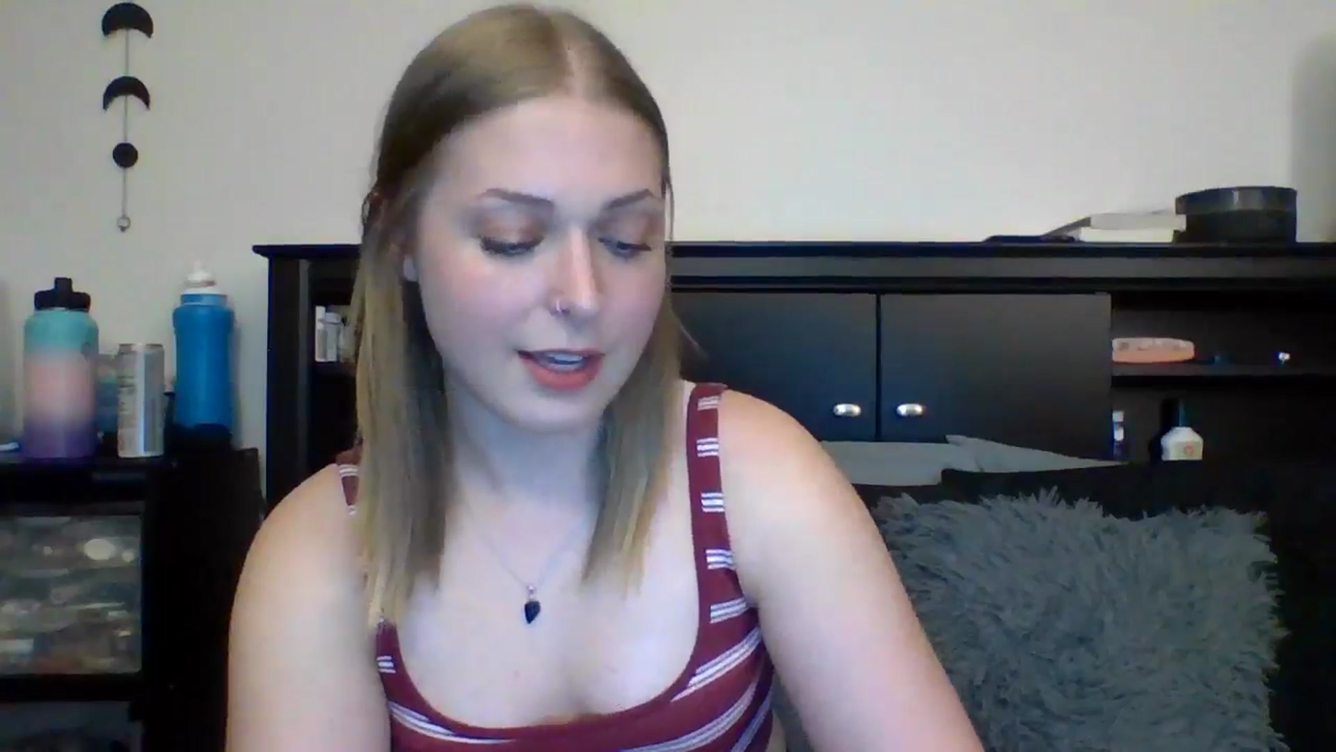 Gallery image thumbnail from AuroraLightz's myfreecams stream on, 08/31/2024, 24:08 image 18 of 20