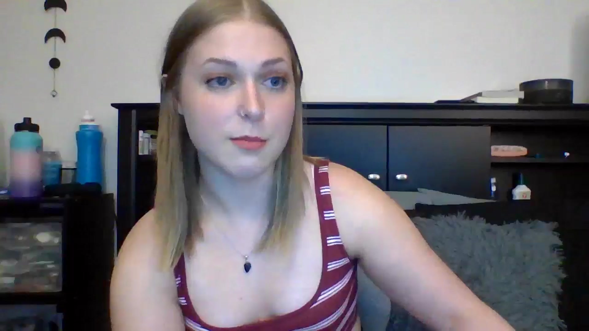 Gallery image thumbnail from AuroraLightz's myfreecams stream on, 08/31/2024, 24:08 image 9 of 20
