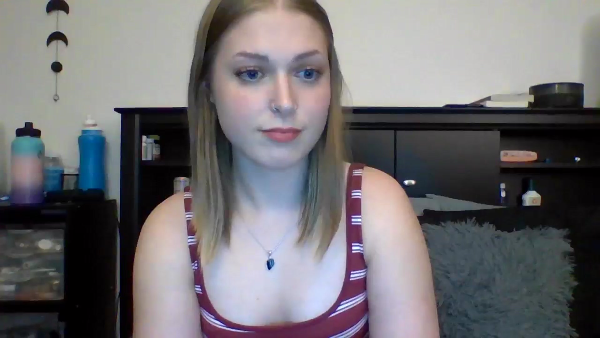 Gallery image thumbnail from AuroraLightz's myfreecams stream on, 08/31/2024, 24:08 image 12 of 20