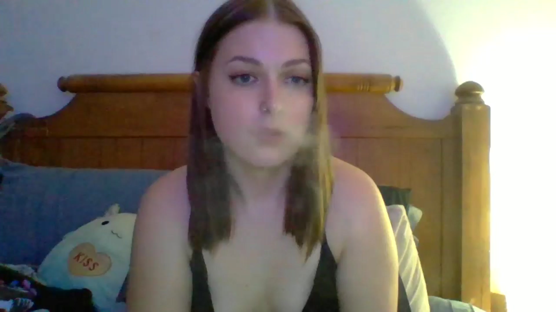 Gallery image thumbnail from AuroraLightz's myfreecams stream on, 10/15/2024, 23:48 image 11 of 20