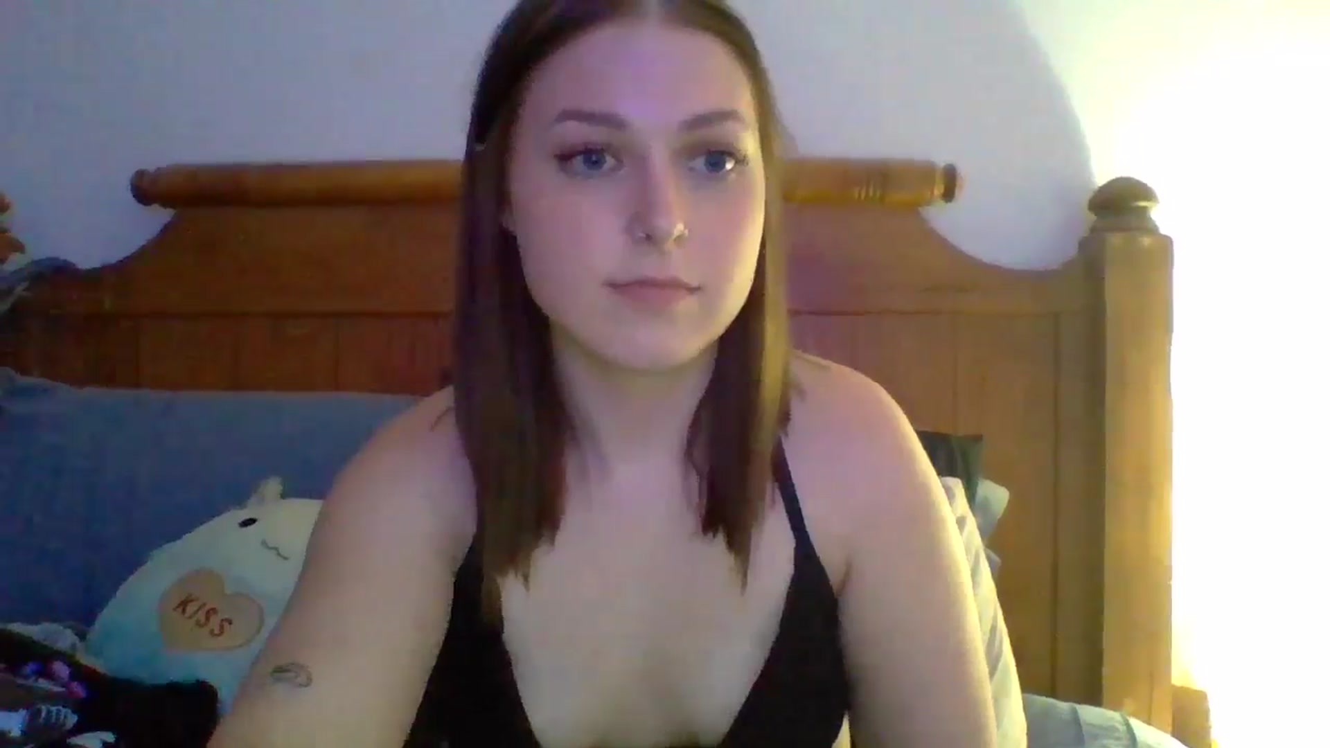 Gallery image thumbnail from AuroraLightz's myfreecams stream on, 10/15/2024, 23:48 image 7 of 20