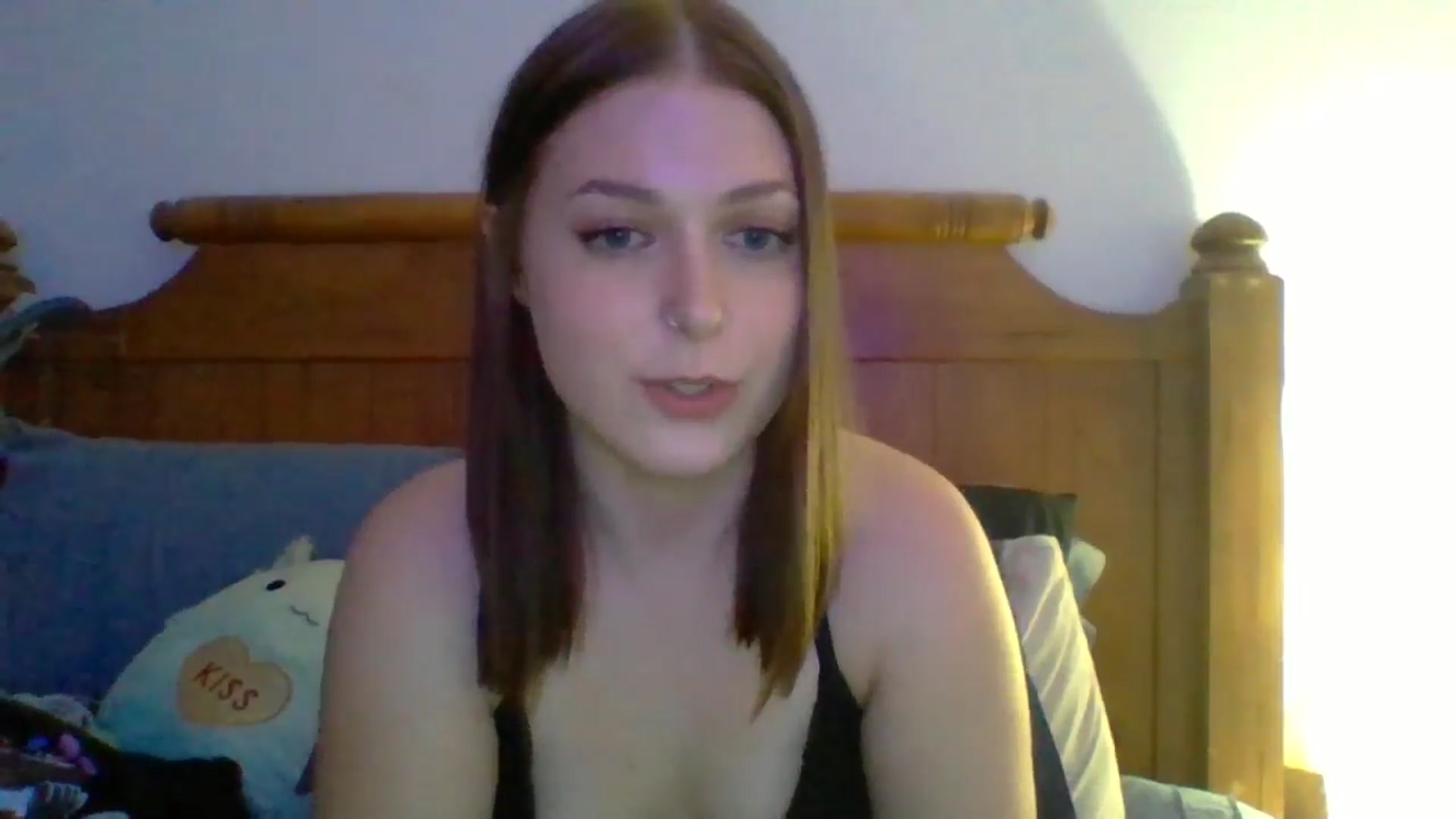 Gallery image thumbnail from AuroraLightz's myfreecams stream on, 10/15/2024, 23:48 image 15 of 20