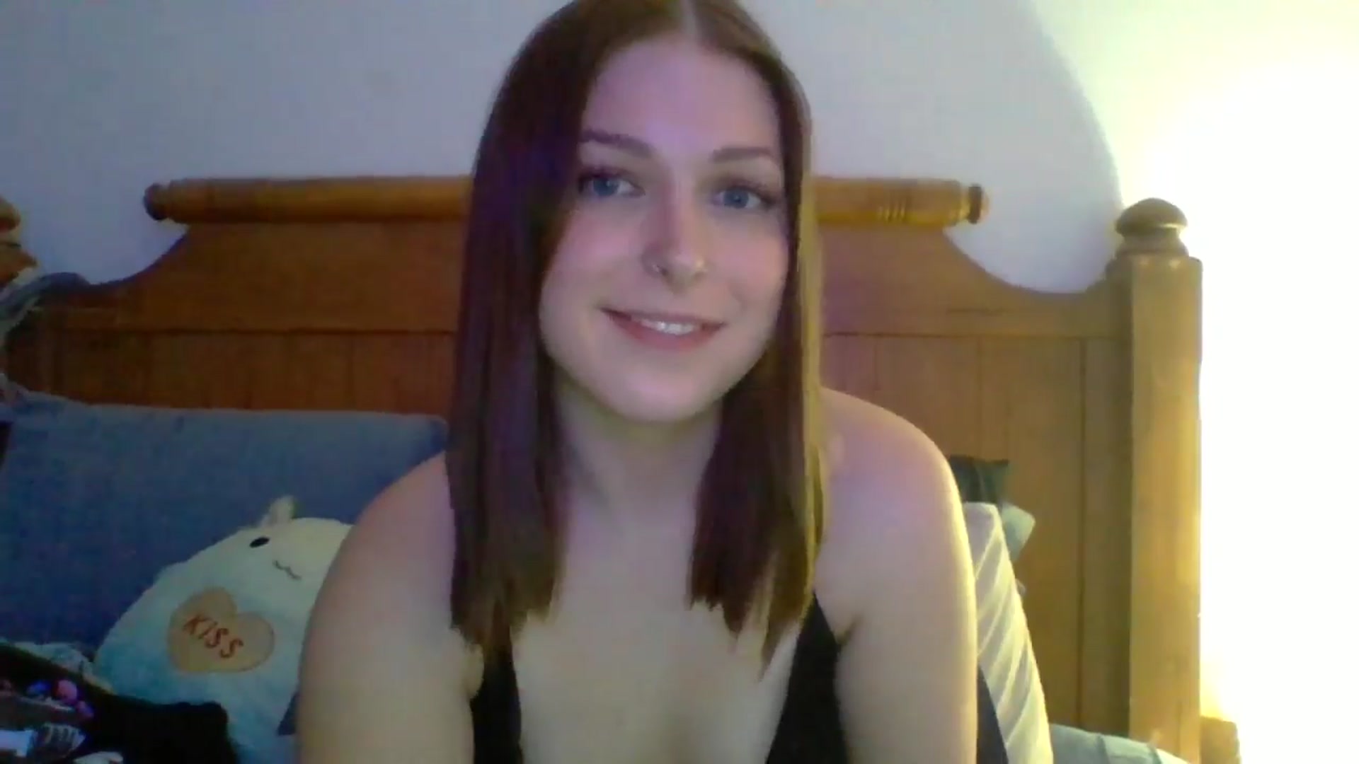Gallery image thumbnail from AuroraLightz's myfreecams stream on, 10/15/2024, 23:48 image 10 of 20