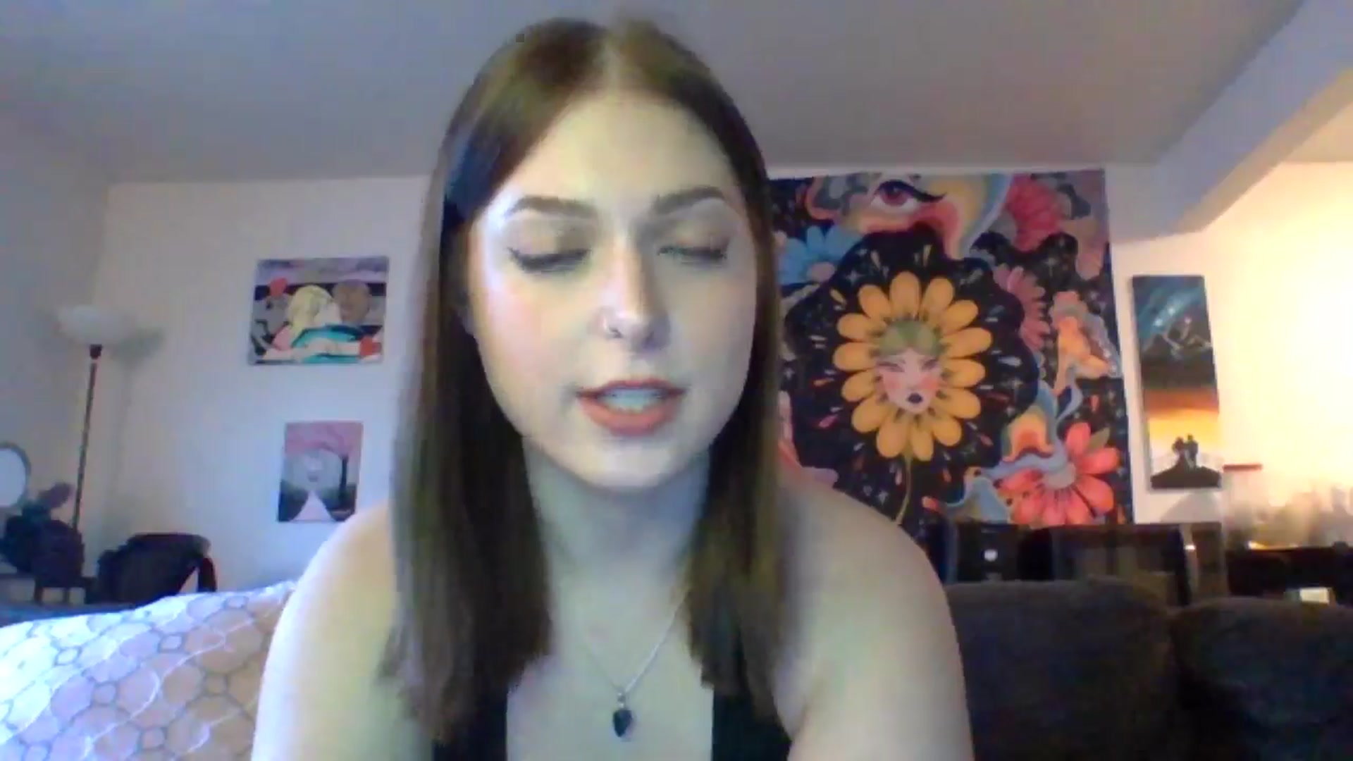 Gallery image thumbnail from AuroraLightz's myfreecams stream on, 10/18/2024, 17:04 image 12 of 20
