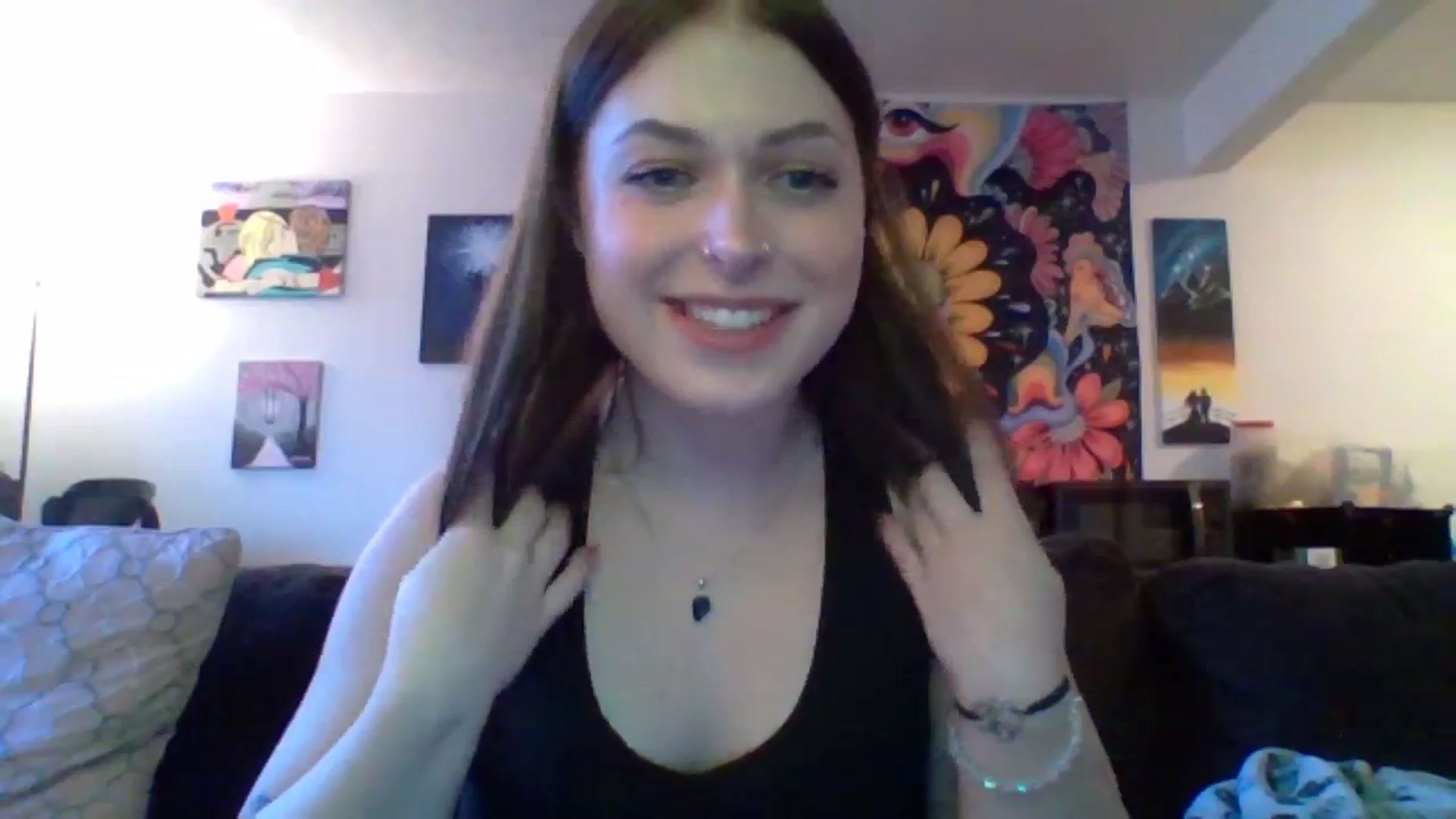 Gallery image thumbnail from AuroraLightz's myfreecams stream on, 11/25/2024, 21:05 image 17 of 20