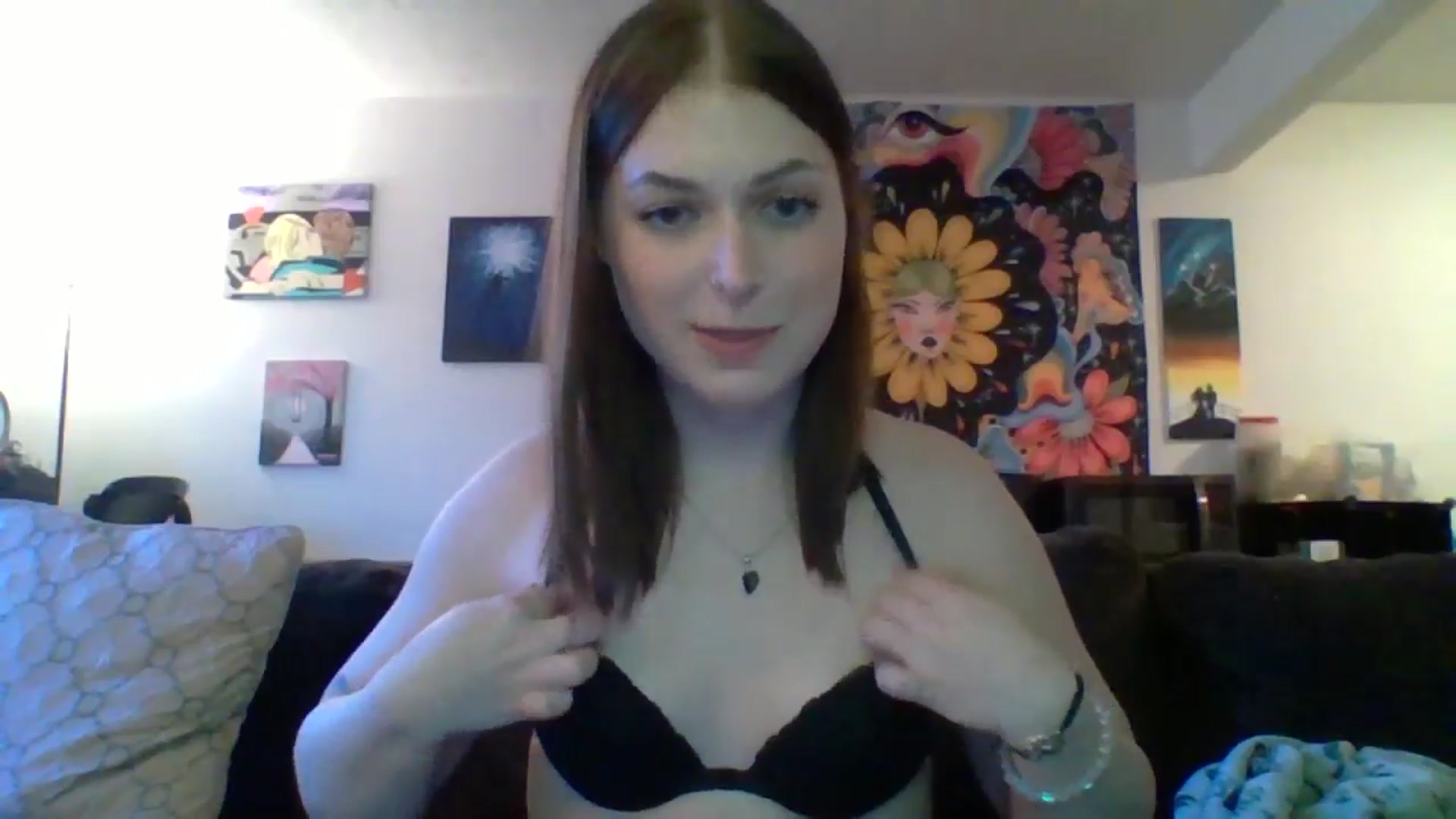Gallery image thumbnail from AuroraLightz's myfreecams stream on, 11/25/2024, 22:39 image 18 of 20