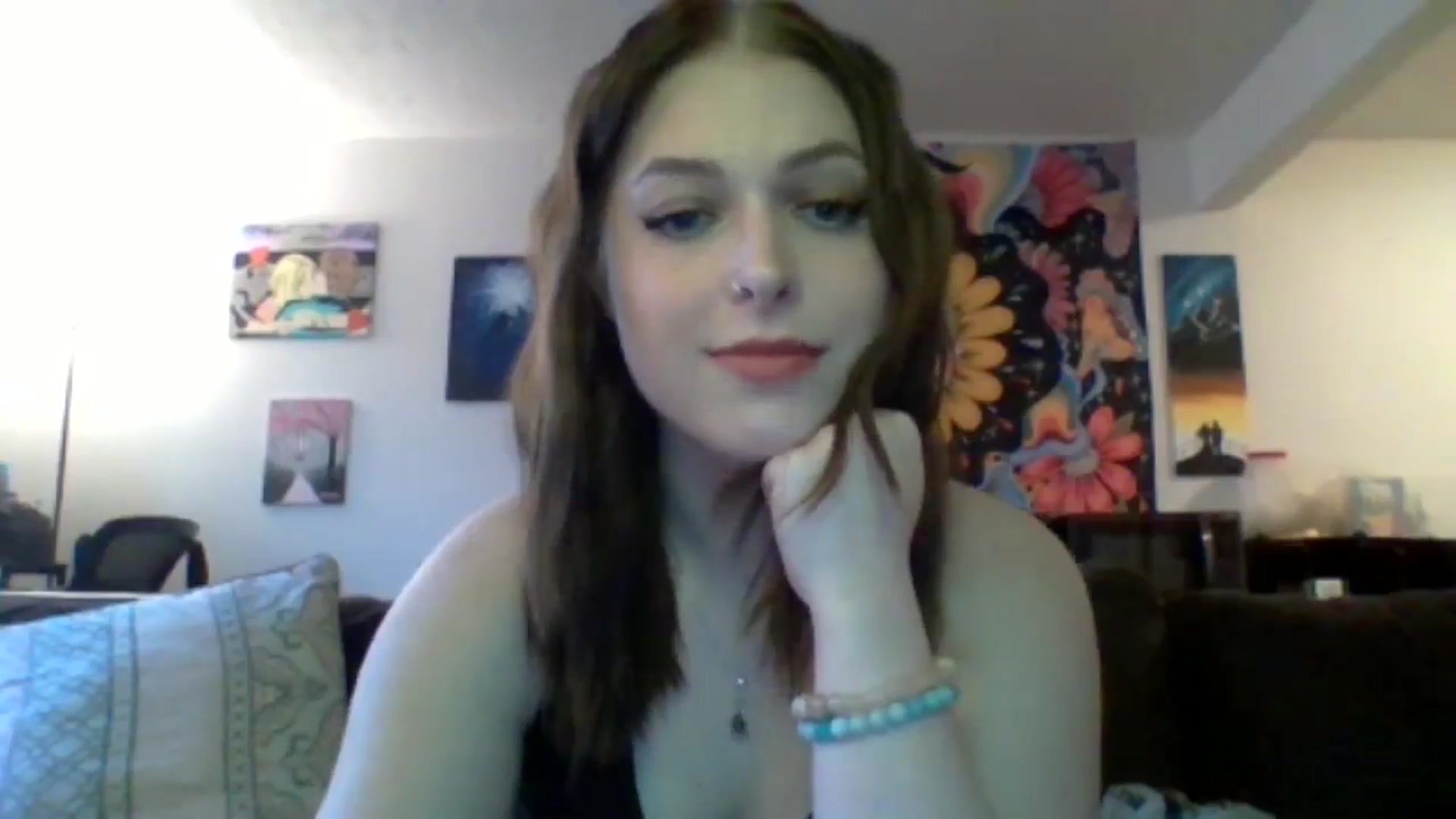 Gallery image thumbnail from AuroraLightz's myfreecams stream on, 12/17/2024, 16:57 image 16 of 20