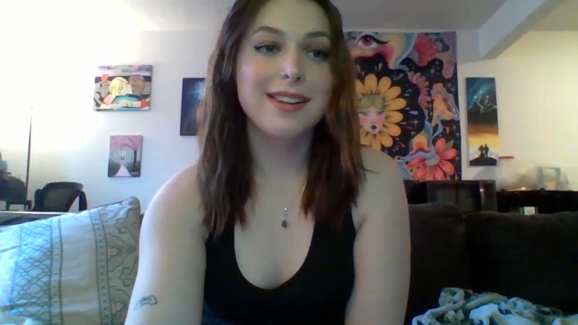 Gallery image thumbnail from AuroraLightz's myfreecams stream on, 12/17/2024, 18:03 image 17 of 20