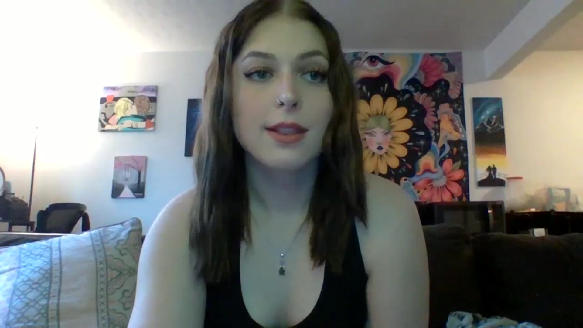 Gallery image thumbnail from AuroraLightz's myfreecams stream on, 12/17/2024, 18:03 image 5 of 20