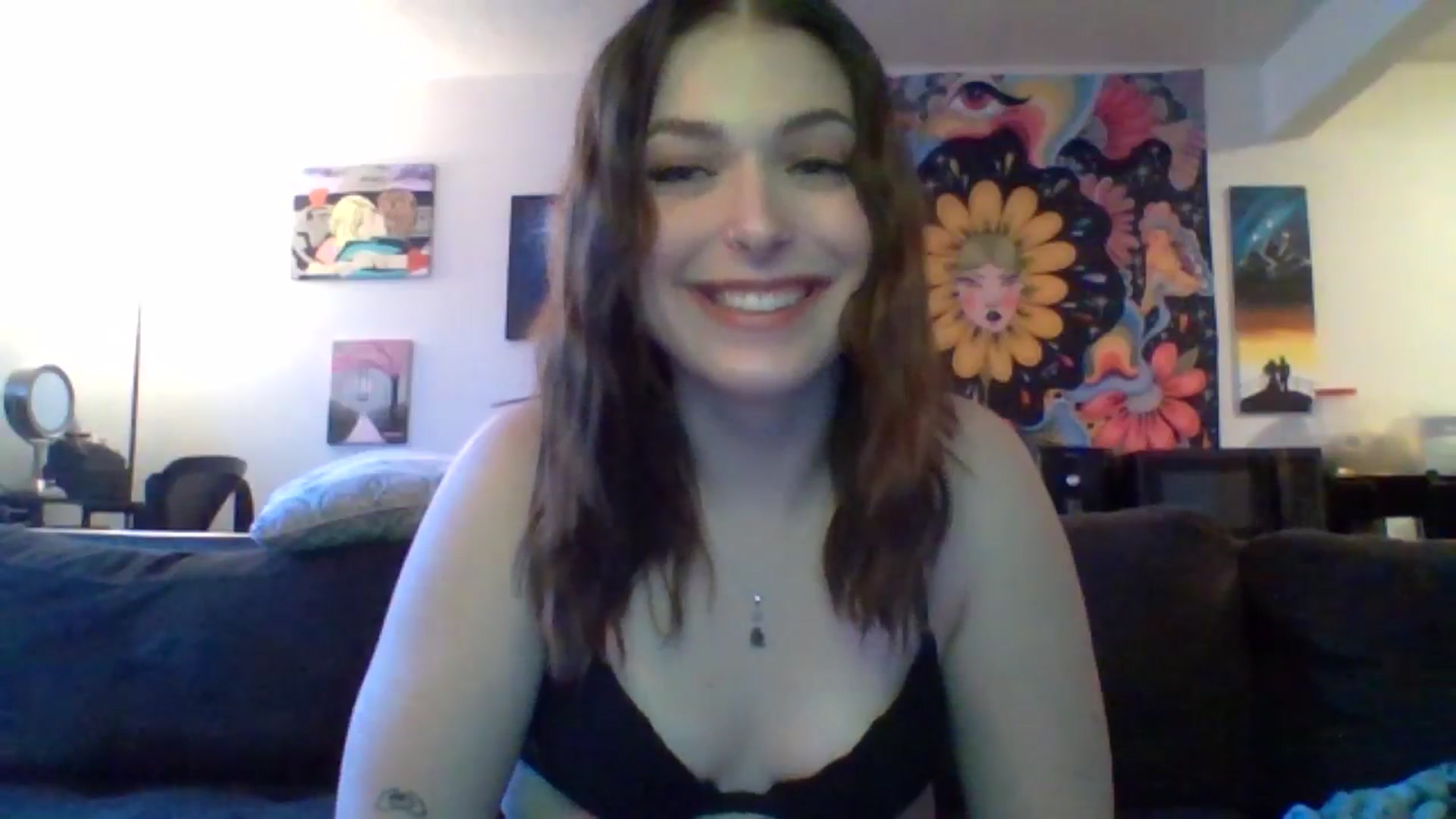 Gallery image thumbnail from AuroraLightz's myfreecams stream on, 12/30/2024, 20:56 image 11 of 20