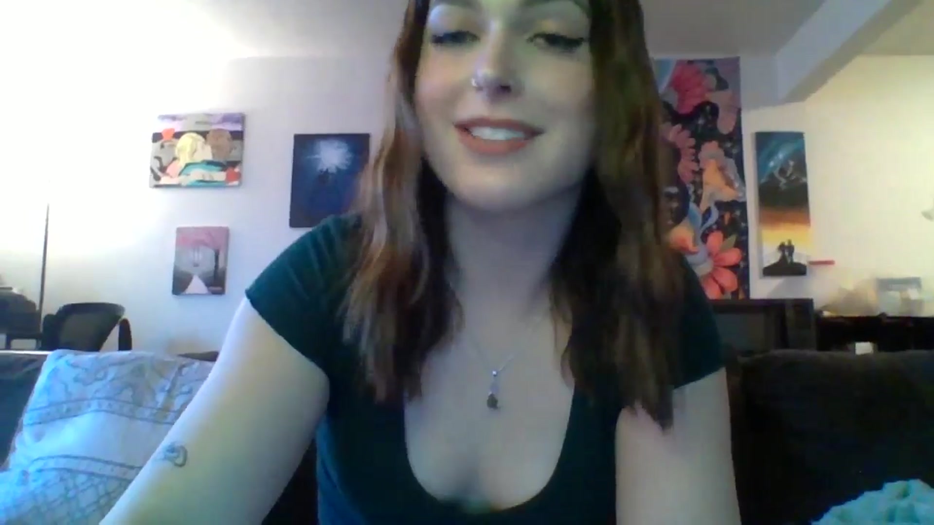 Gallery image thumbnail from AuroraLightz's myfreecams stream on, 01/03/2025, 20:40 image 19 of 20