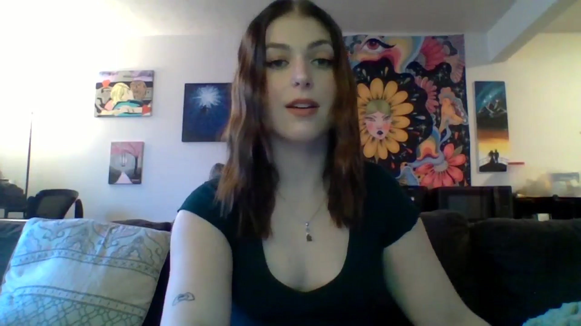 Gallery image thumbnail from AuroraLightz's myfreecams stream on, 01/03/2025, 20:40 image 9 of 20